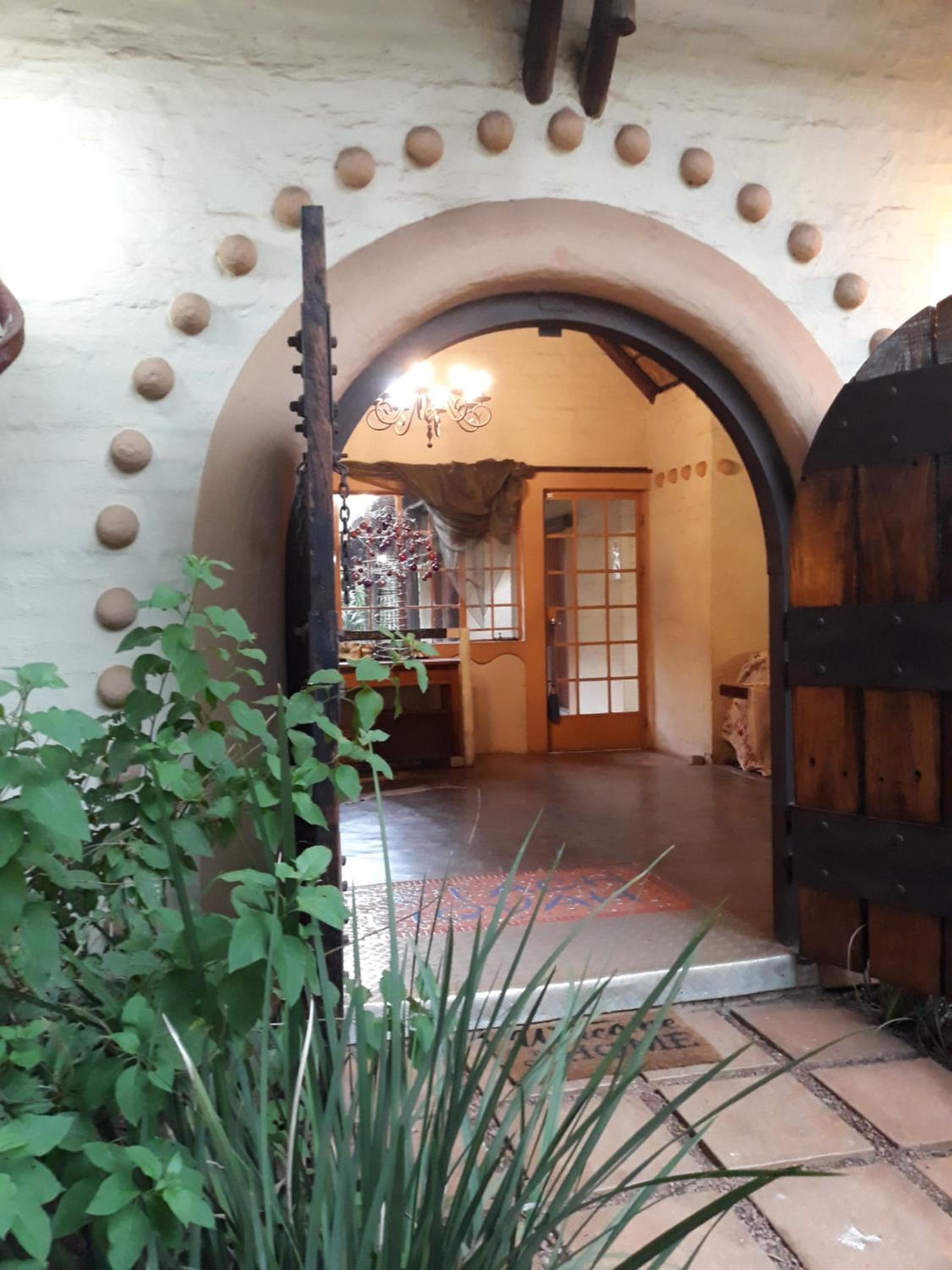 King Room with Garden View - Photo 6