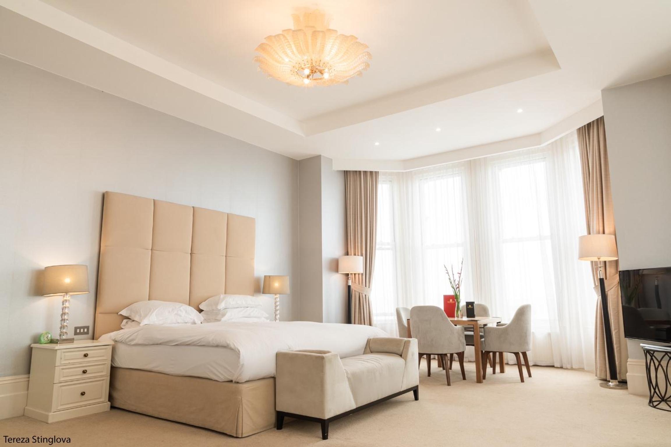 Junior Suite with Sea View - Photo 13