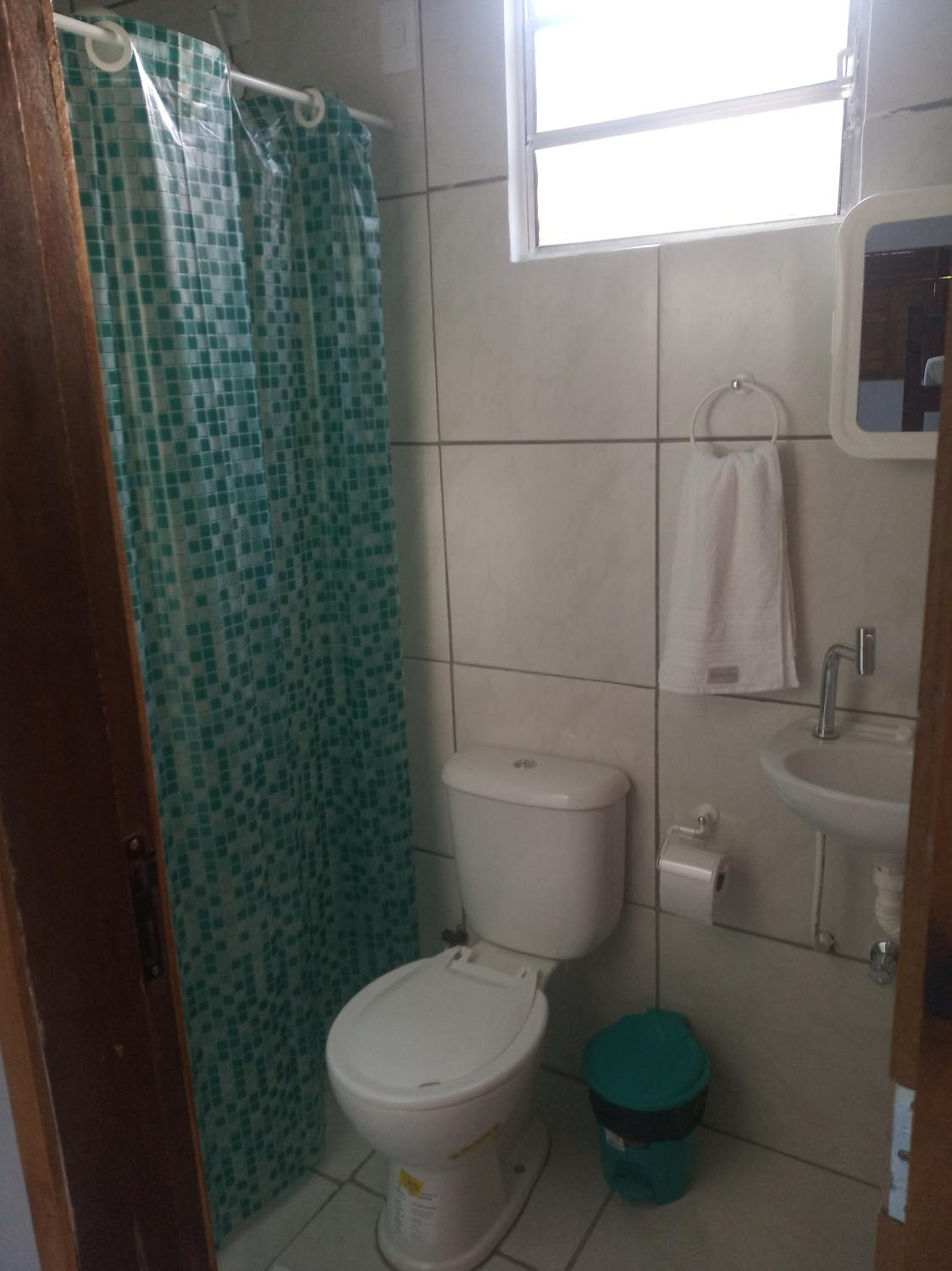 Family Room with Private Bathroom photo 2