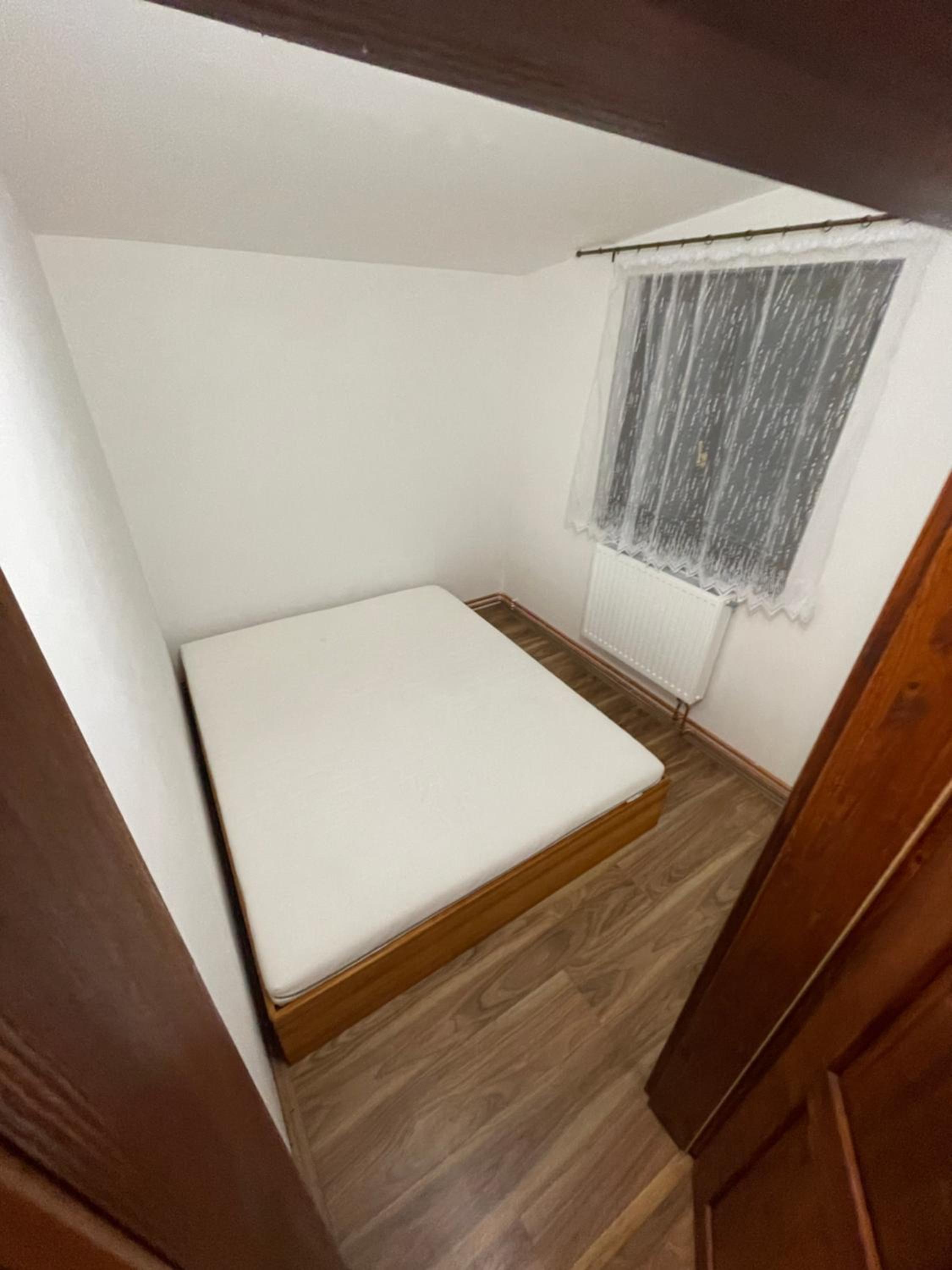 Family Room with Bath - Photo 5