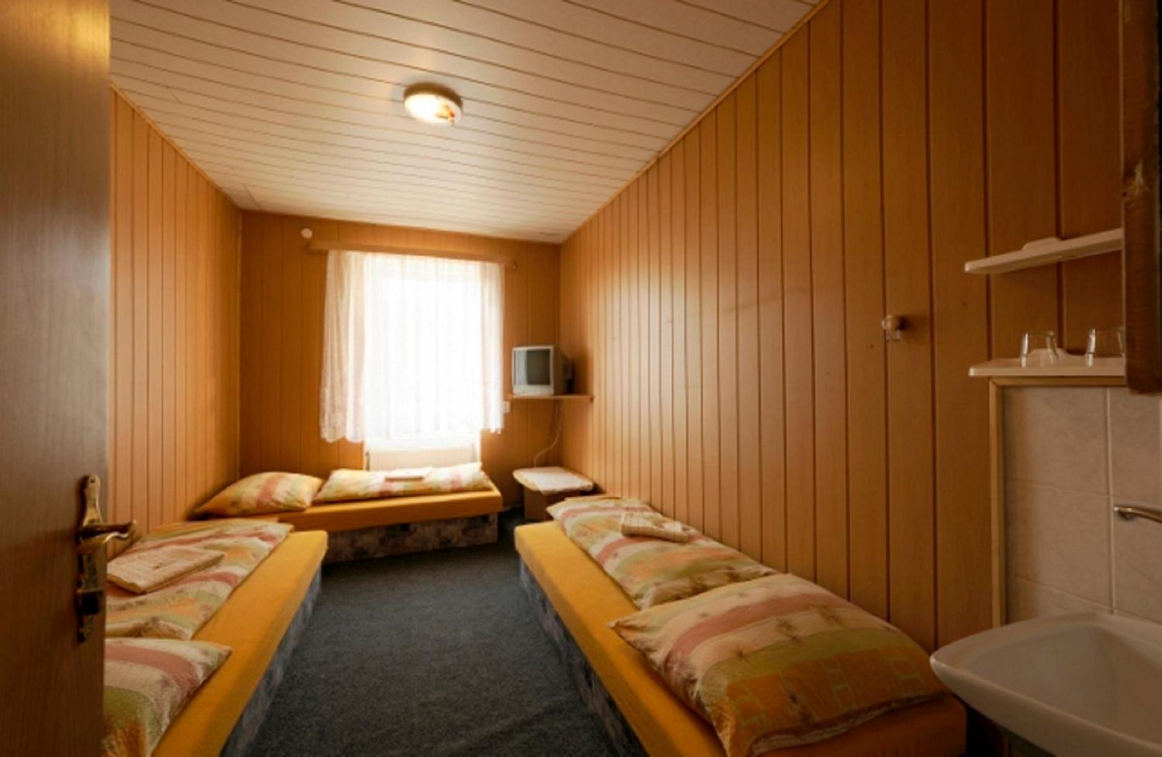 Triple Room with Shared Bathroom photo 1