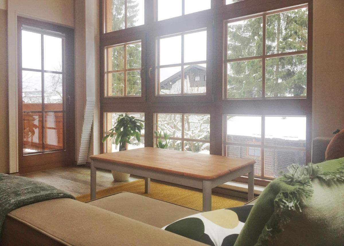 Apartment with Mountain View photo 2