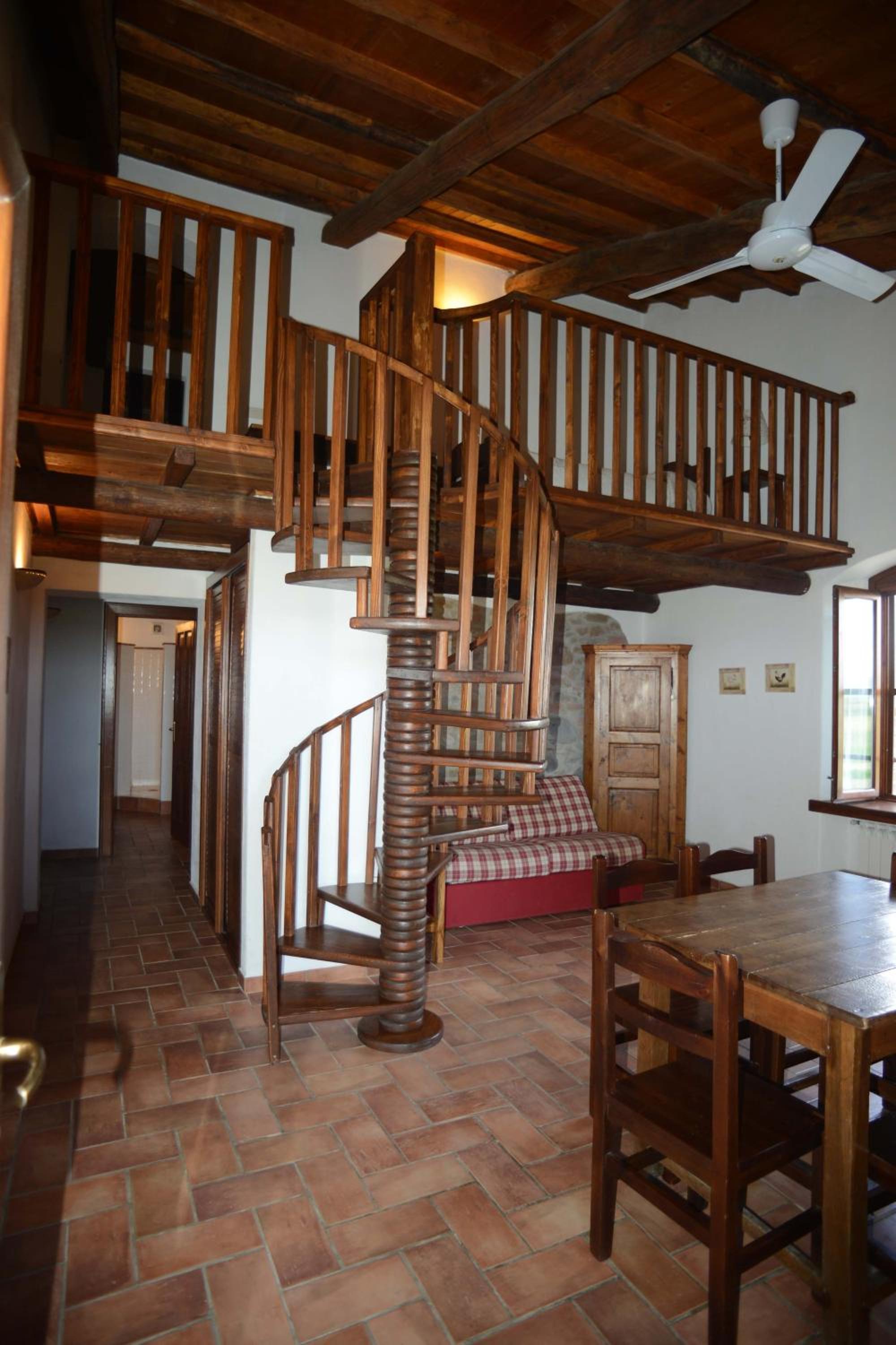 One-Bedroom Apartment - Separate Building photo 3