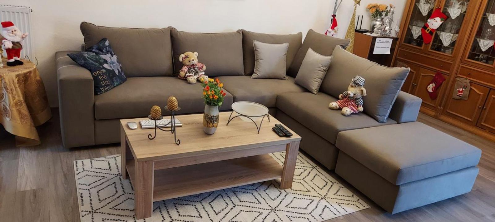 Two-Bedroom House - Photo 17