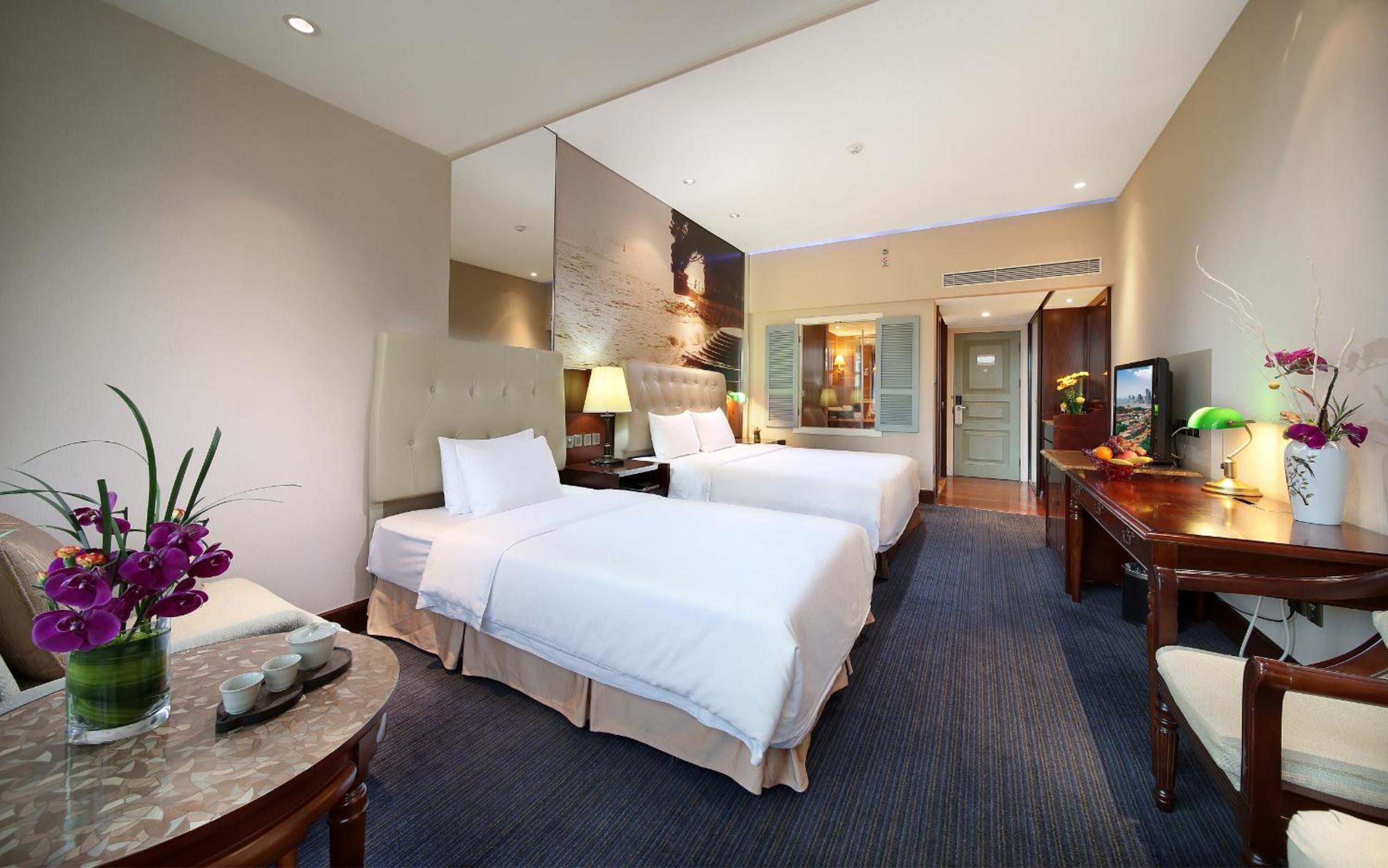 Deluxe City View Family Room(Exclusive children's products, bathrobes, slippers, etc.)