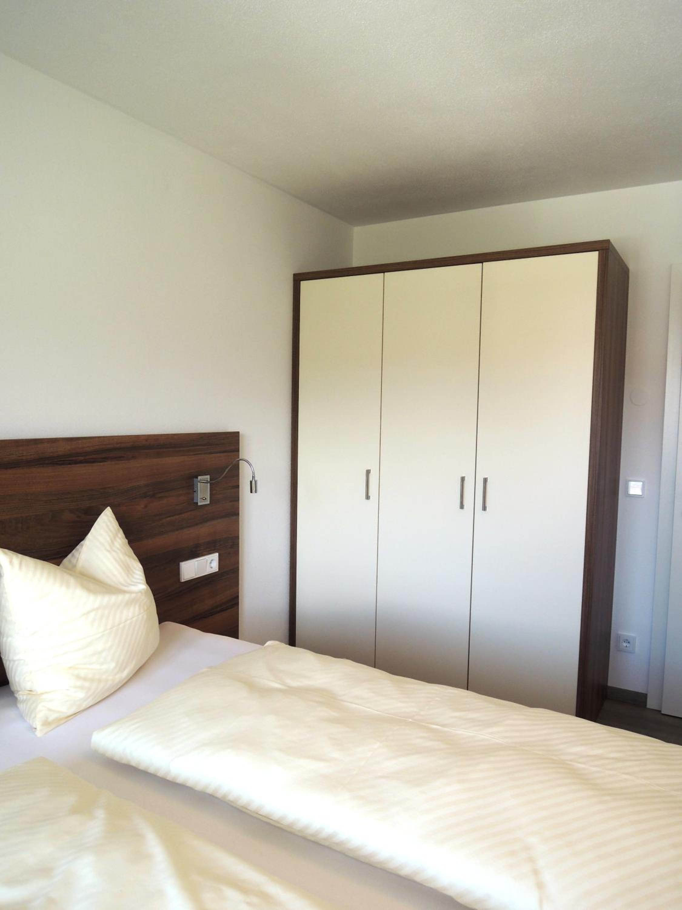 Standard Two-Bedroom Apartment (4-6 Adults) photo 1