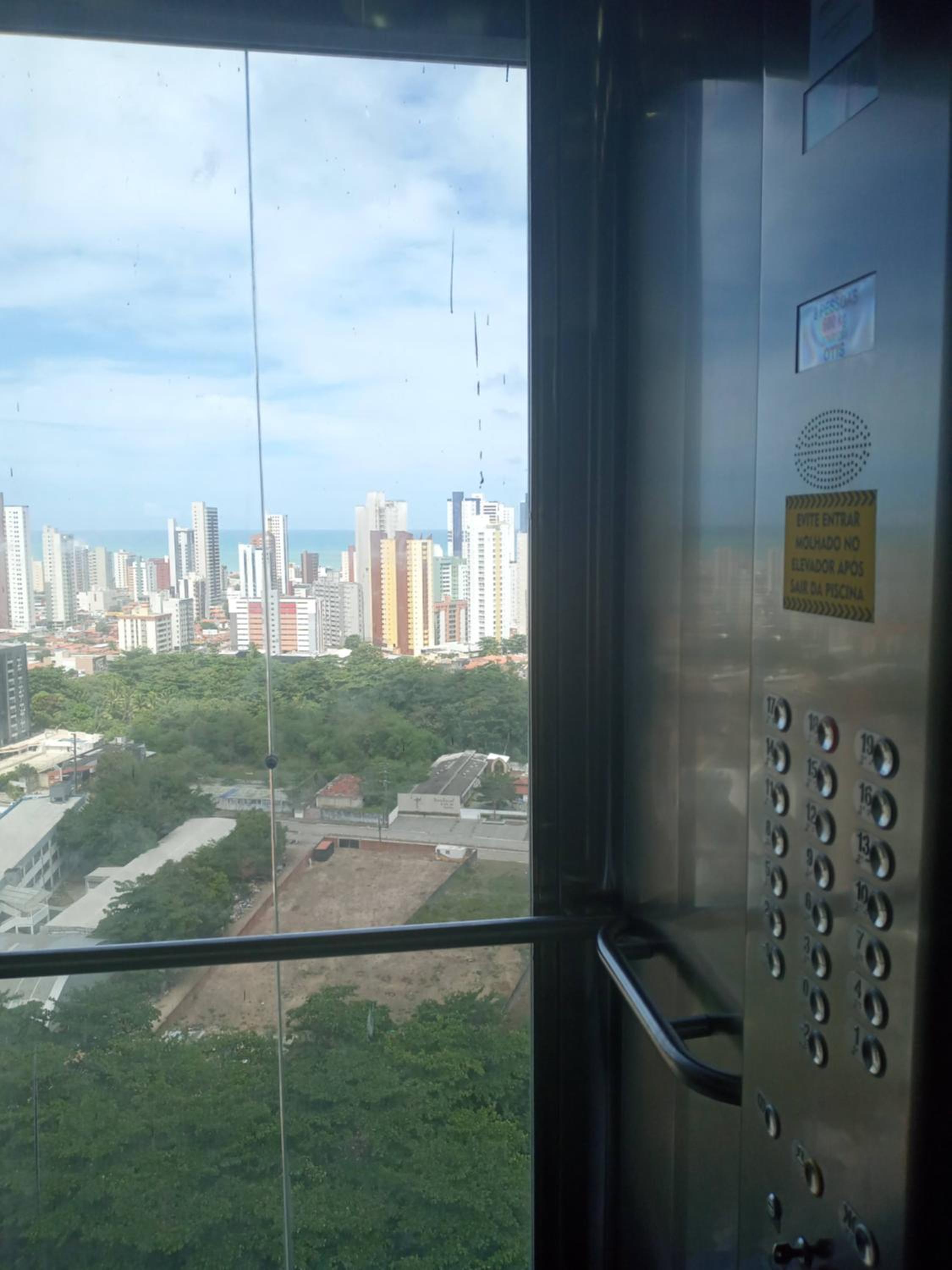 Studio Apartment - Photo 13