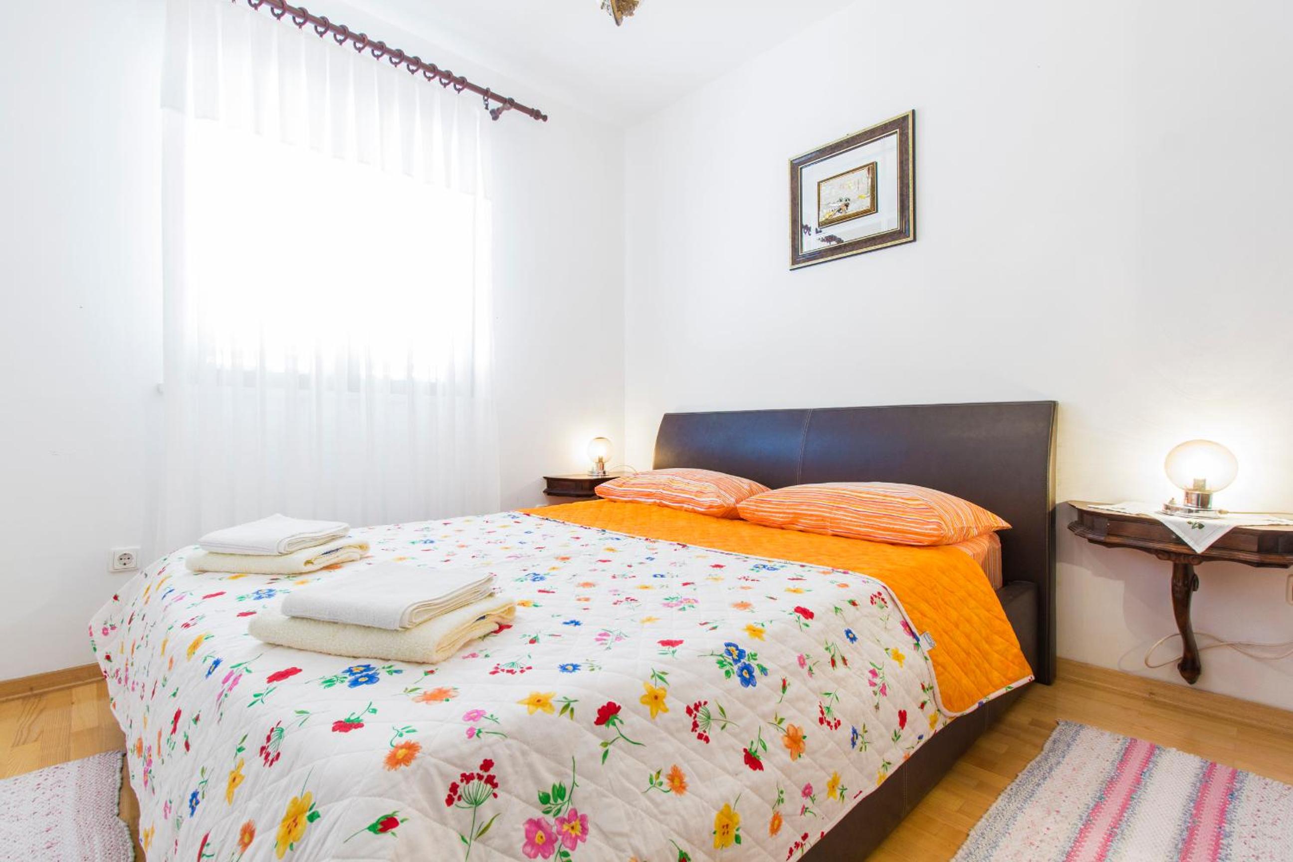 Two-Bedroom Apartment with Balcony and Sea View