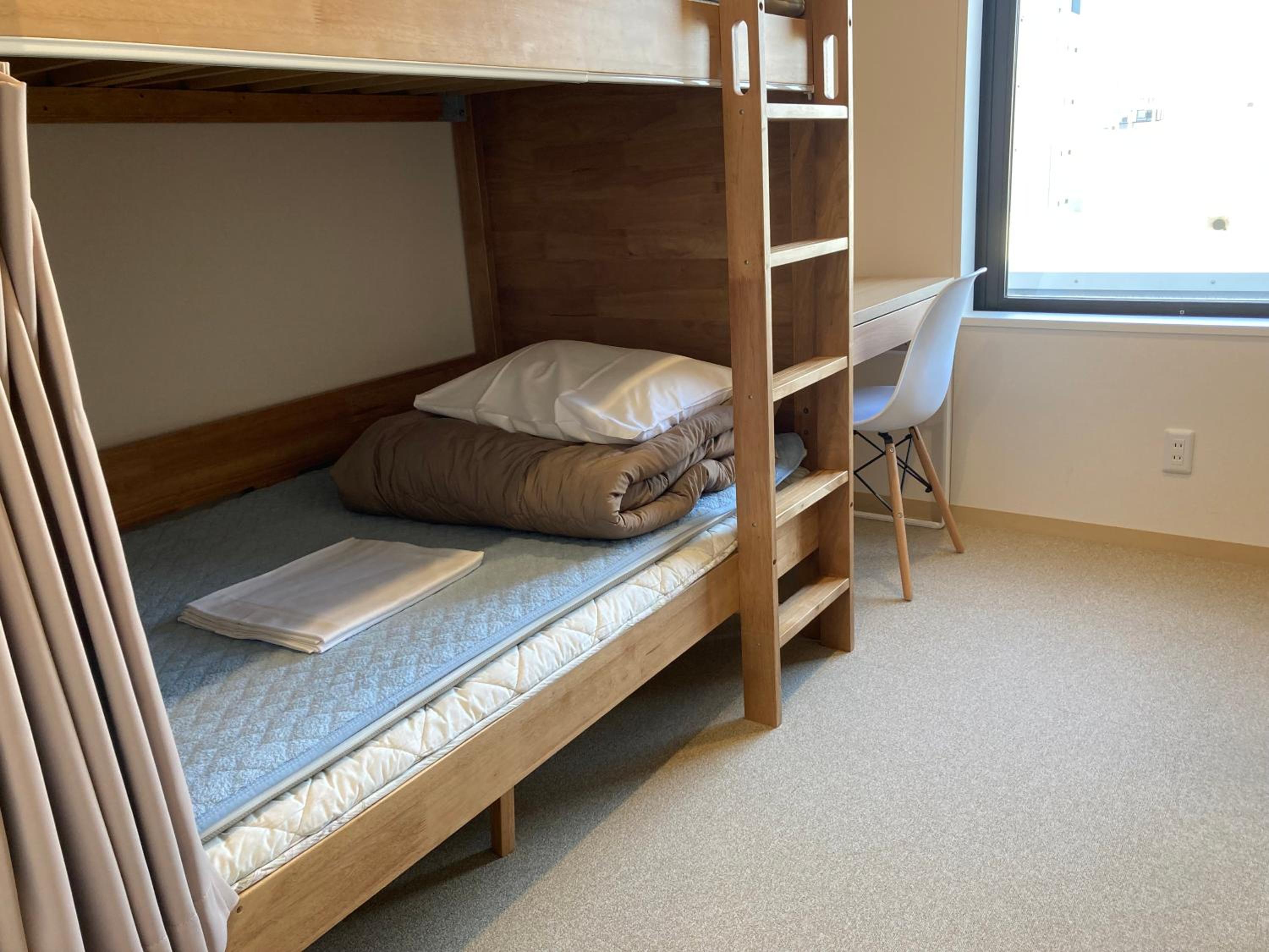 Single Room with Private Bathroom - Non-Smoking photo 1
