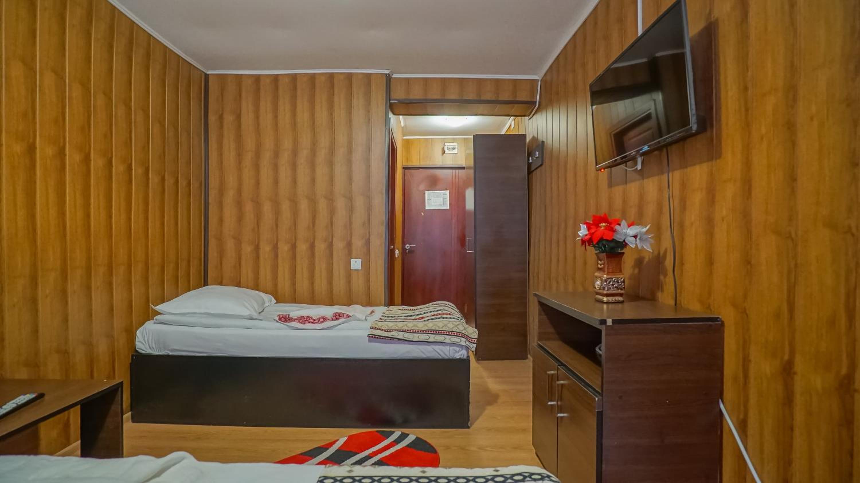 Deluxe Quadruple Room - Photo 1