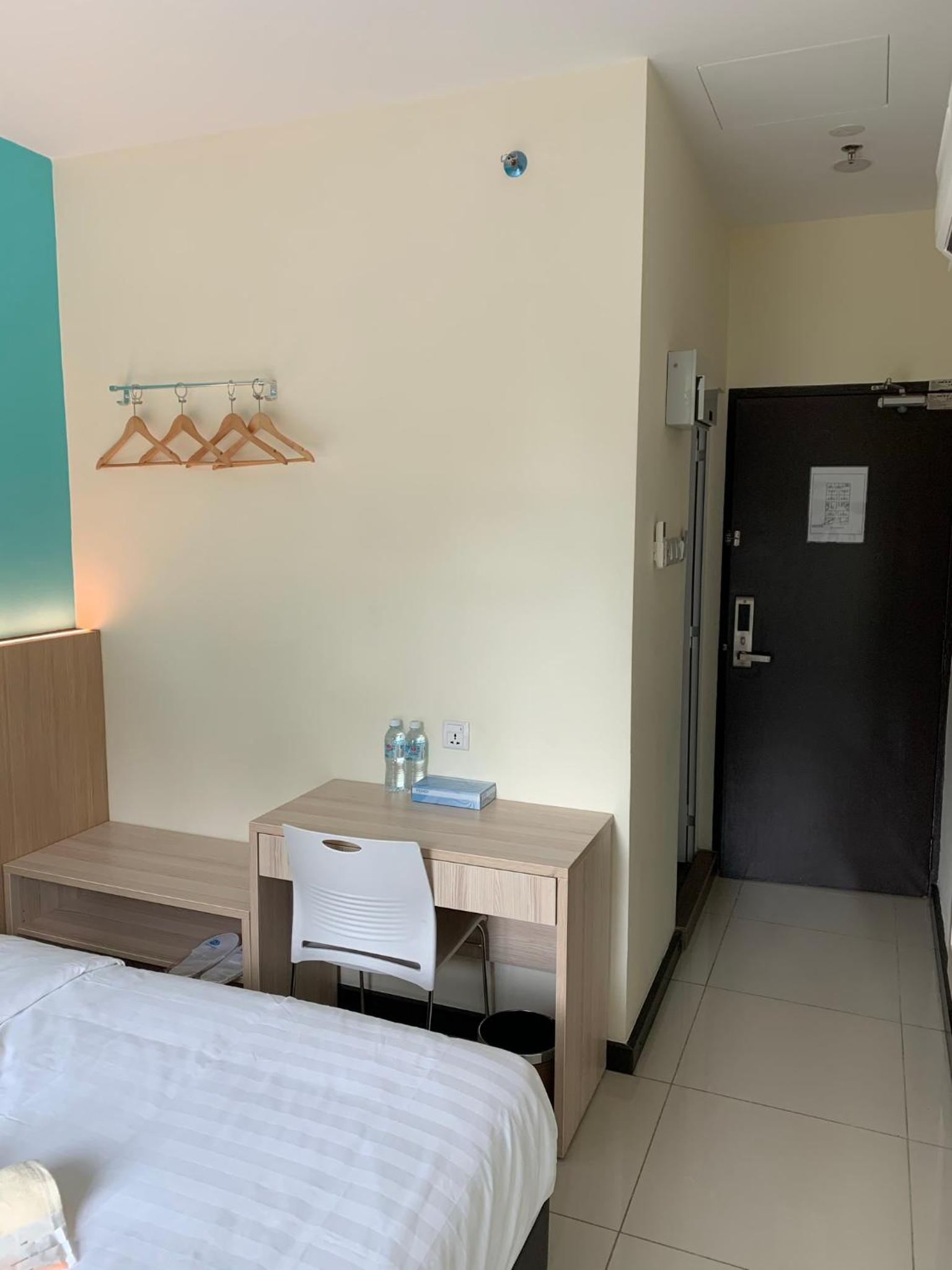 Standard Double Room photo 3