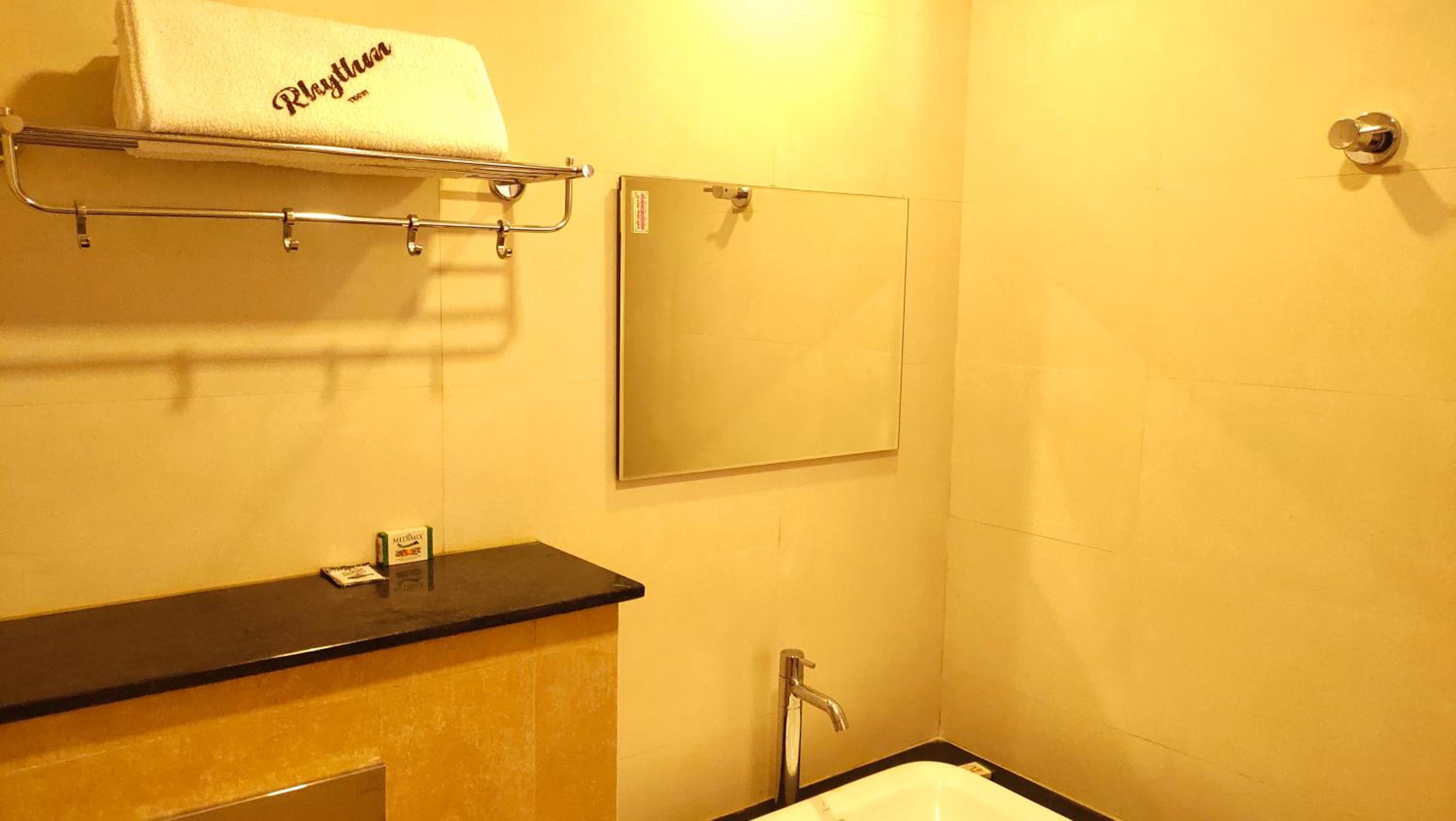 Superior Twin Room photo 2