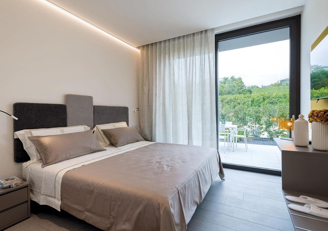 Apartment with Terrace photo 1