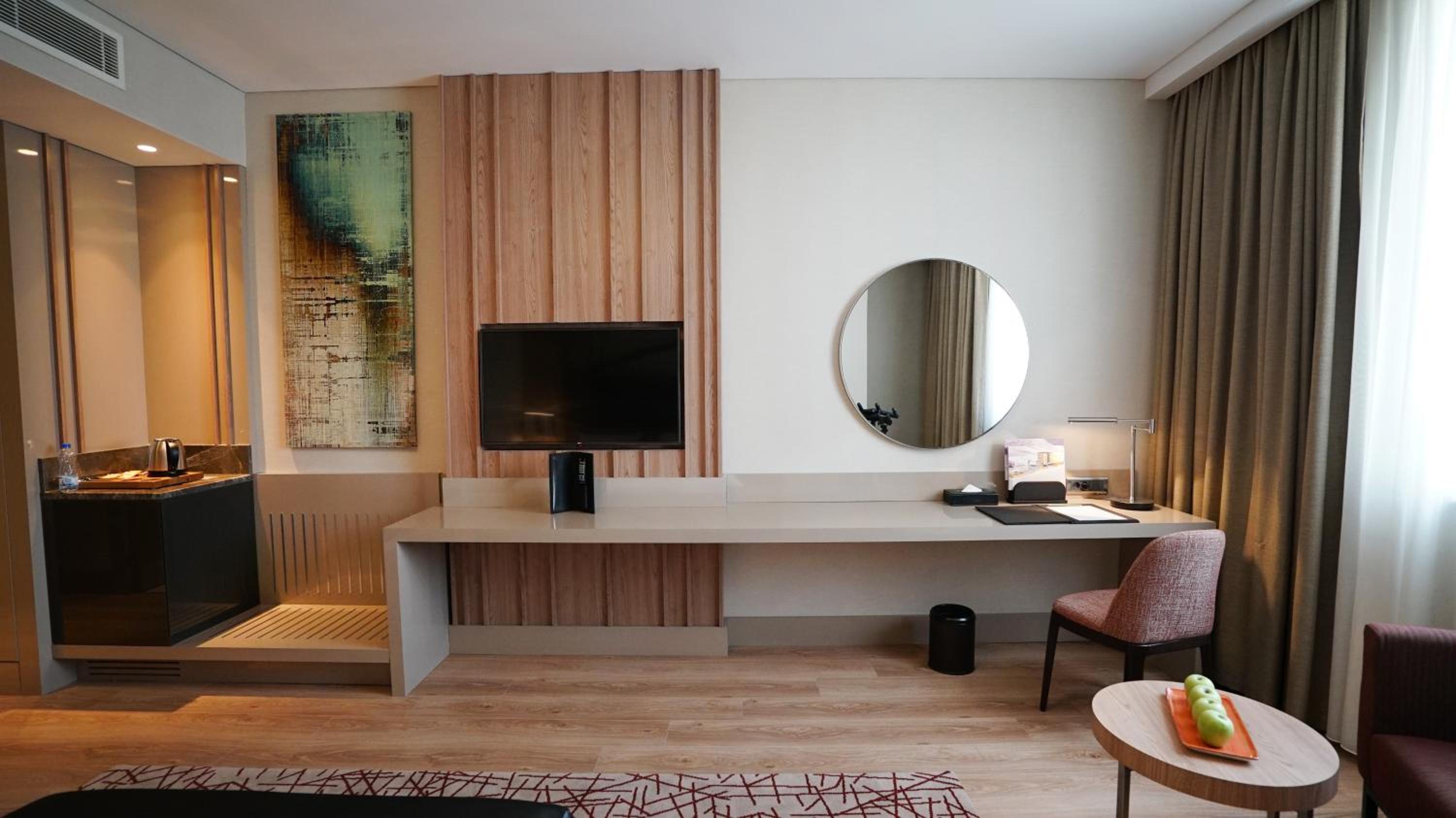Premium Queen Room photo 3