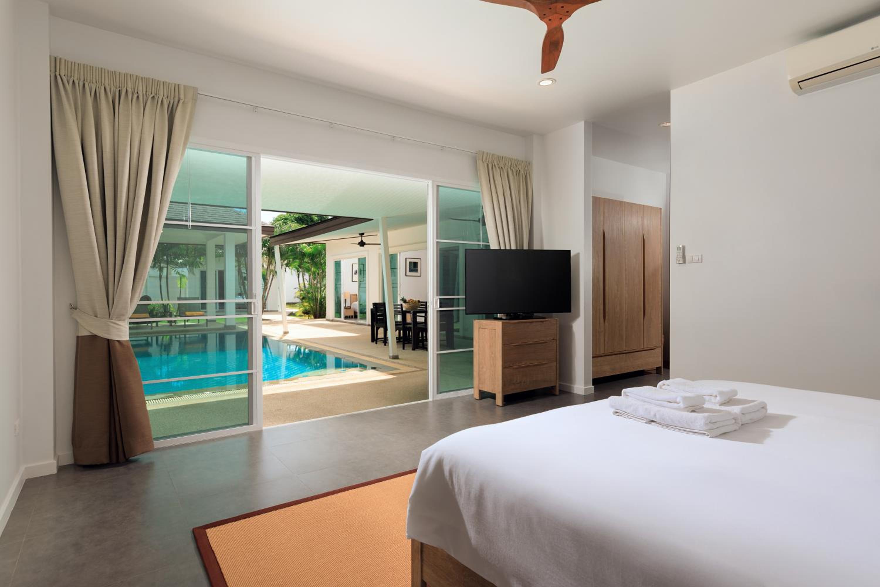 Casablue 4 Bedroom Private Pool Villa photo 2