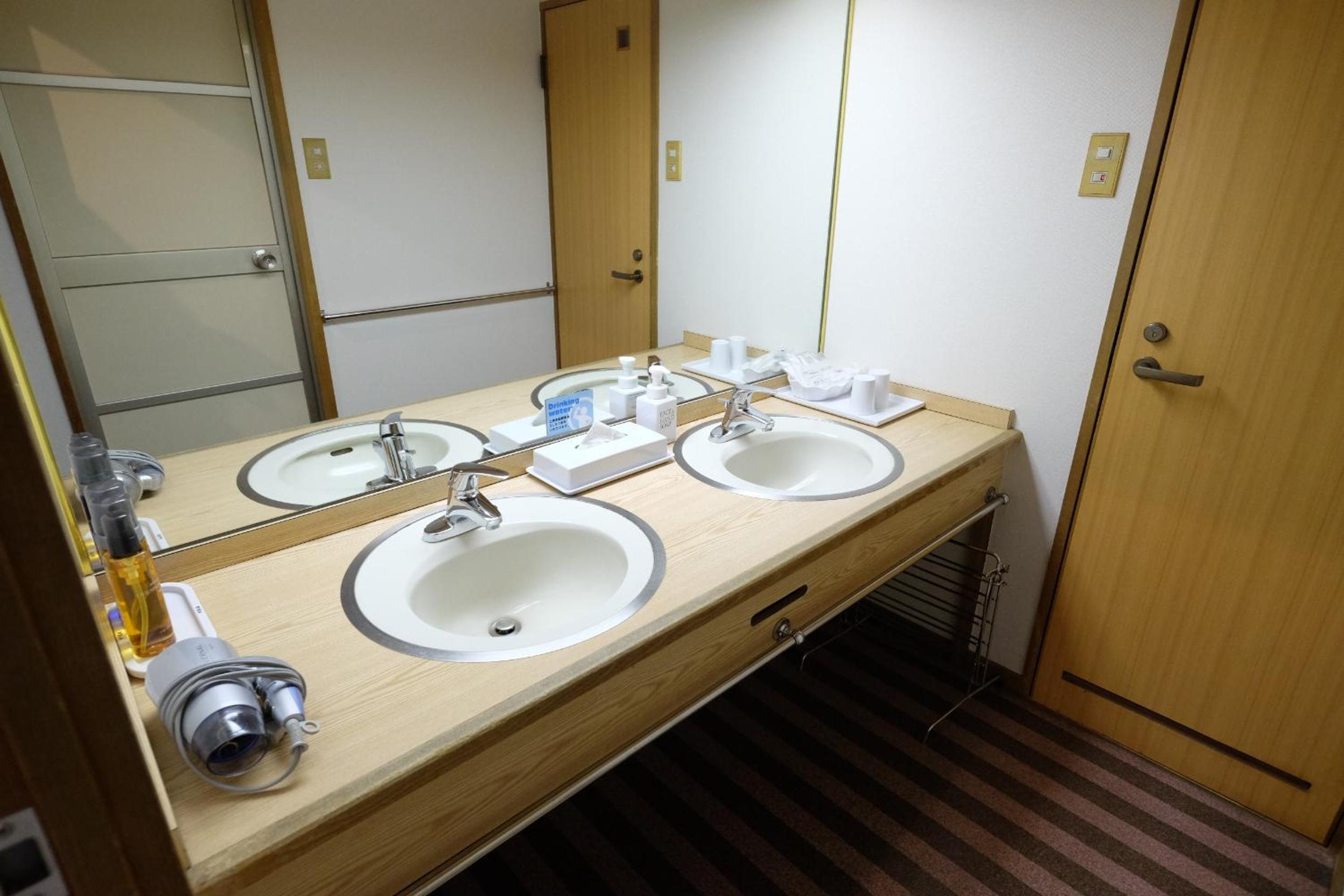Japanese-Style Room - Photo 12