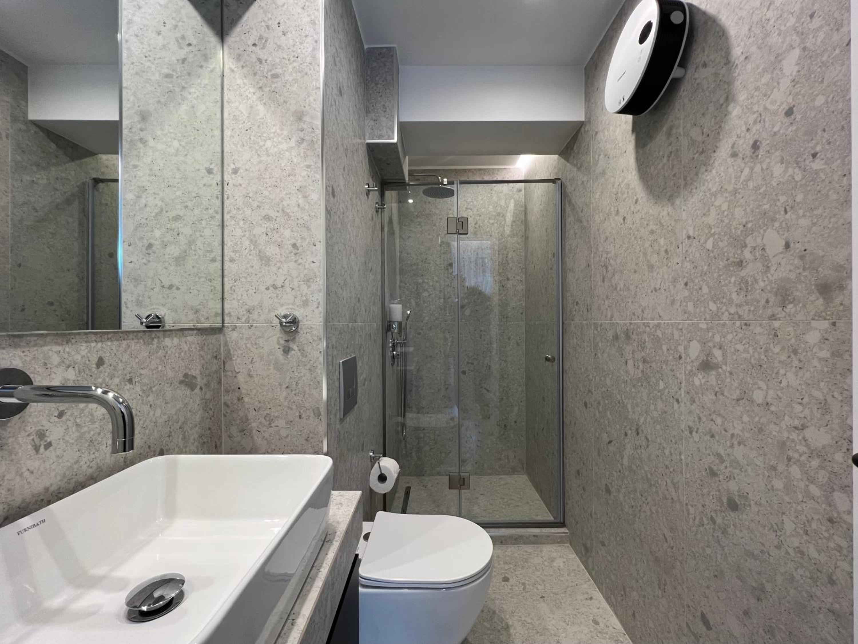 Double Room - Photo 11