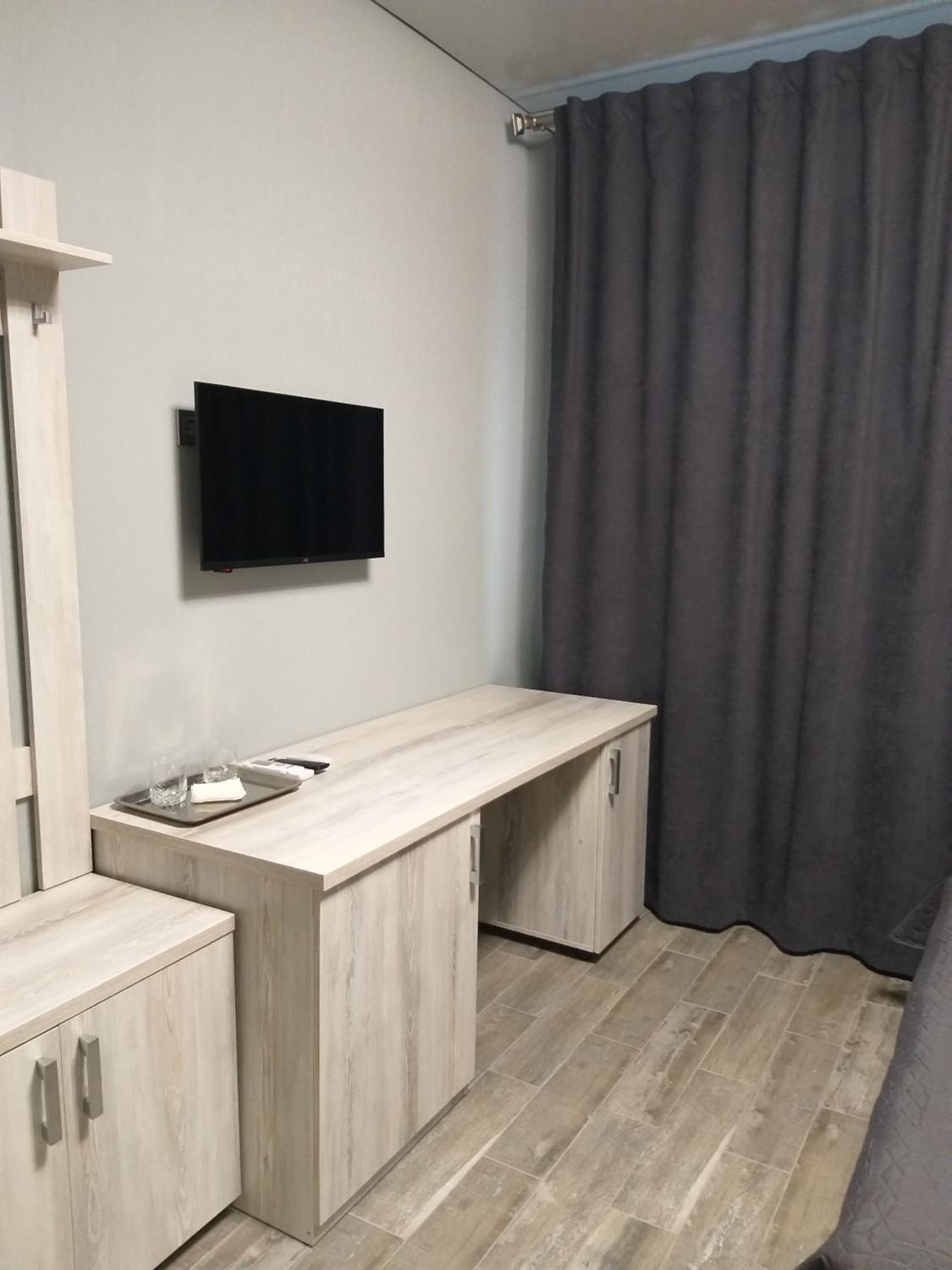 Standard King Room photo 2
