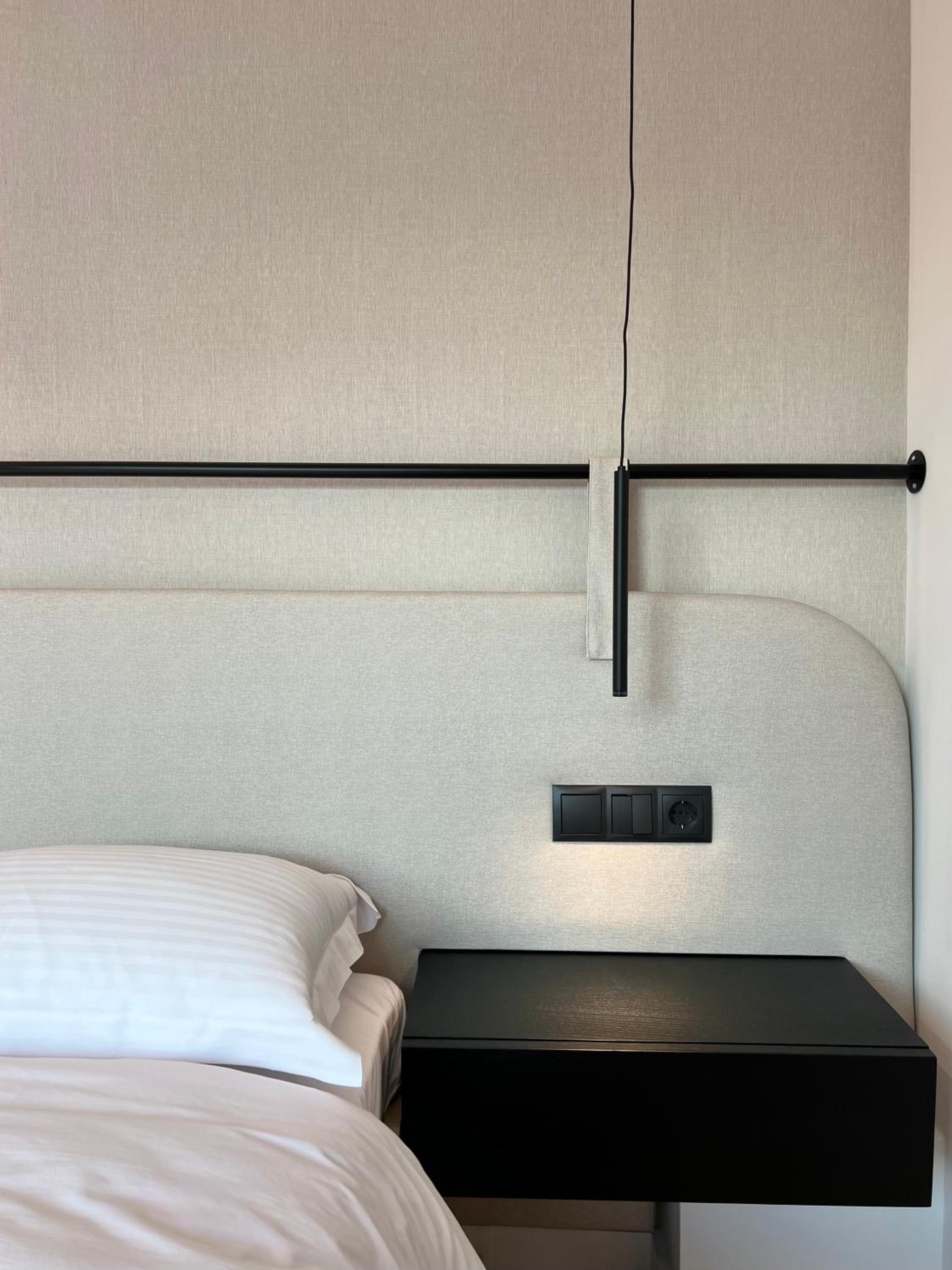Double Room - Photo 9