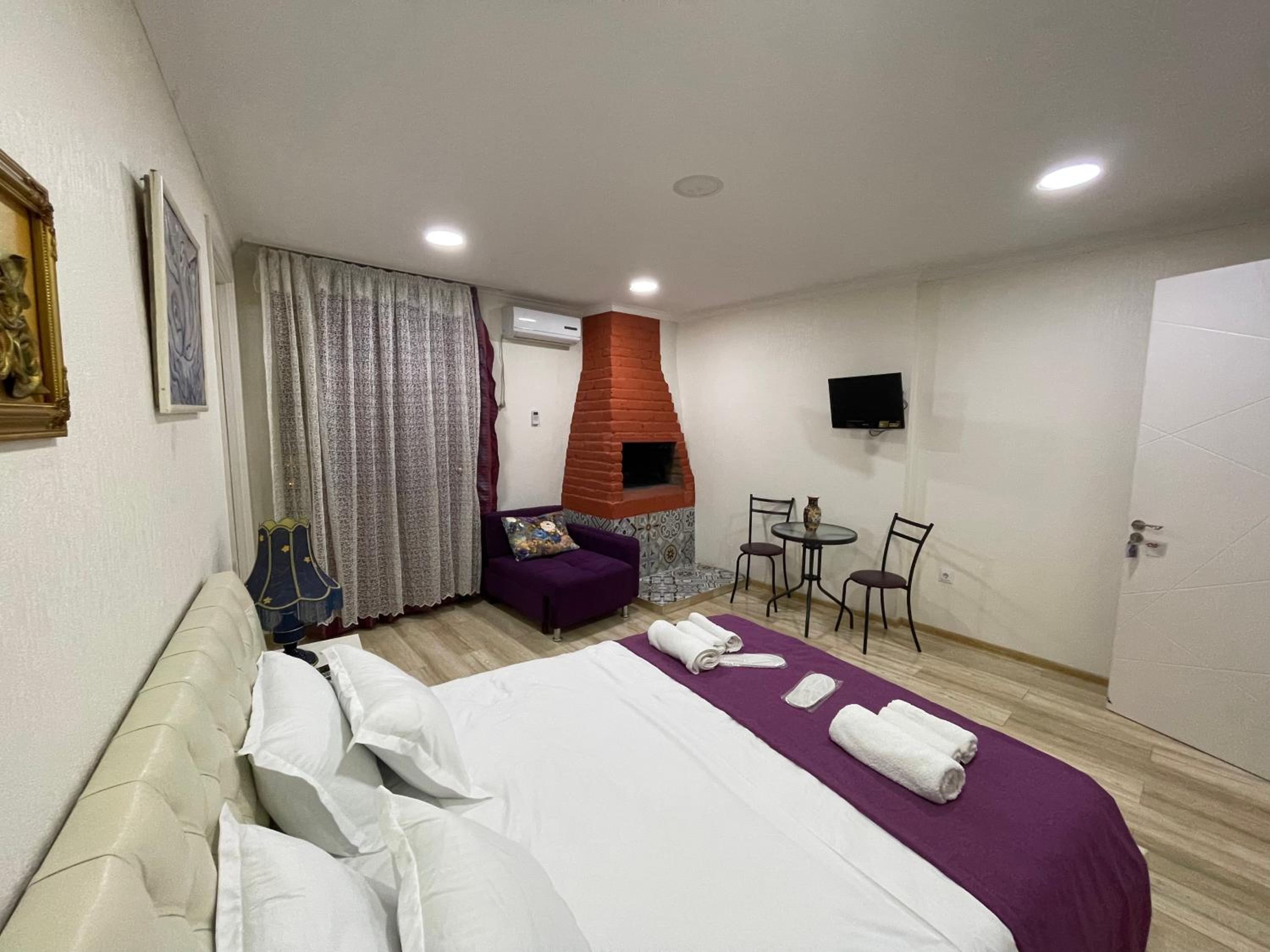 Comfort Triple Room