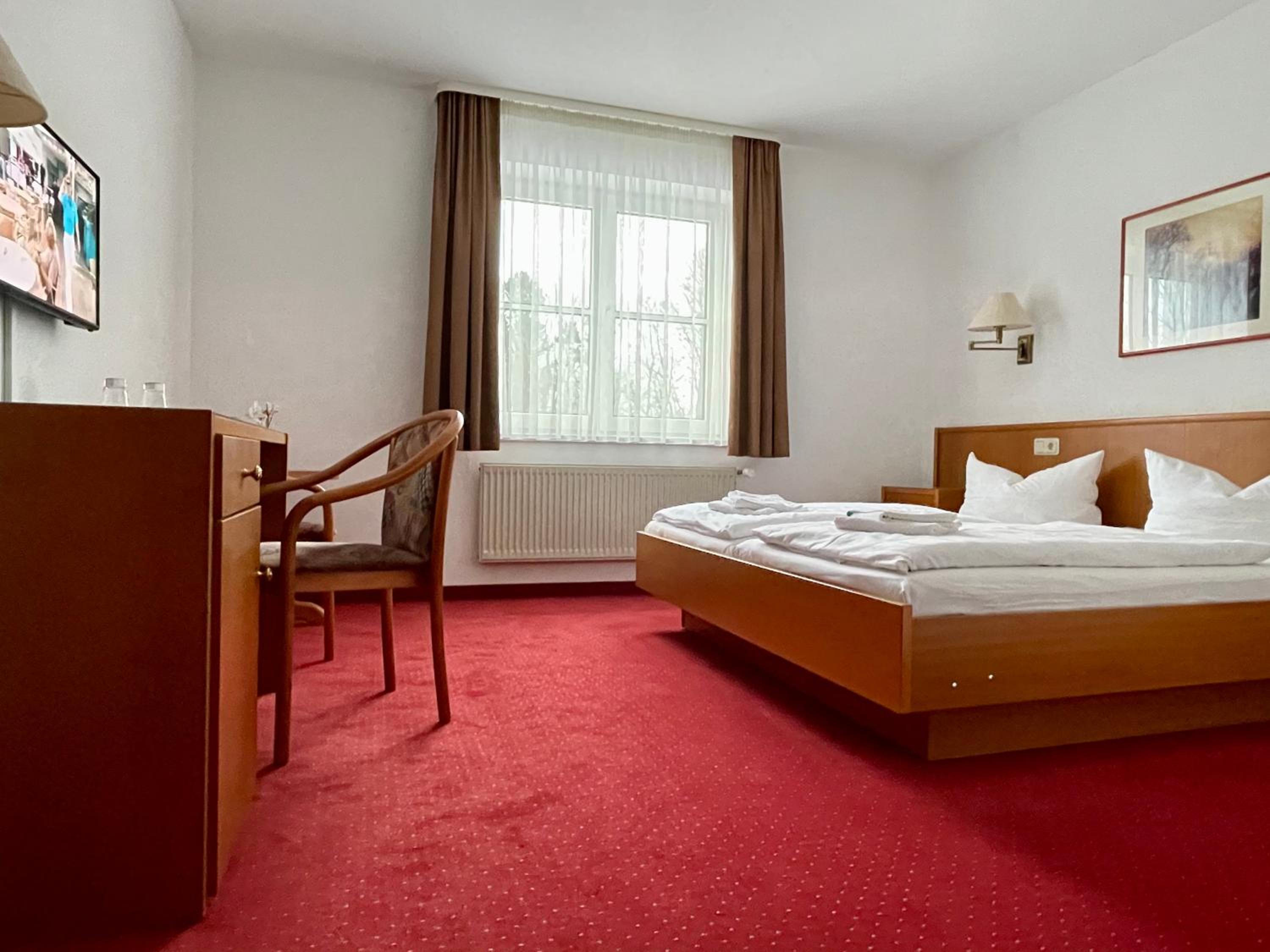 Double Room - Photo 3