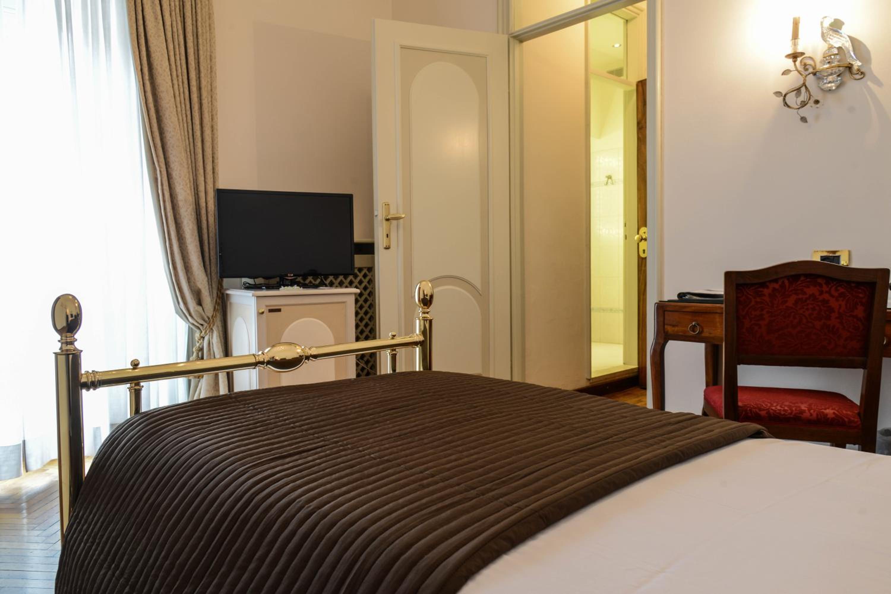 Single Room - Photo 3