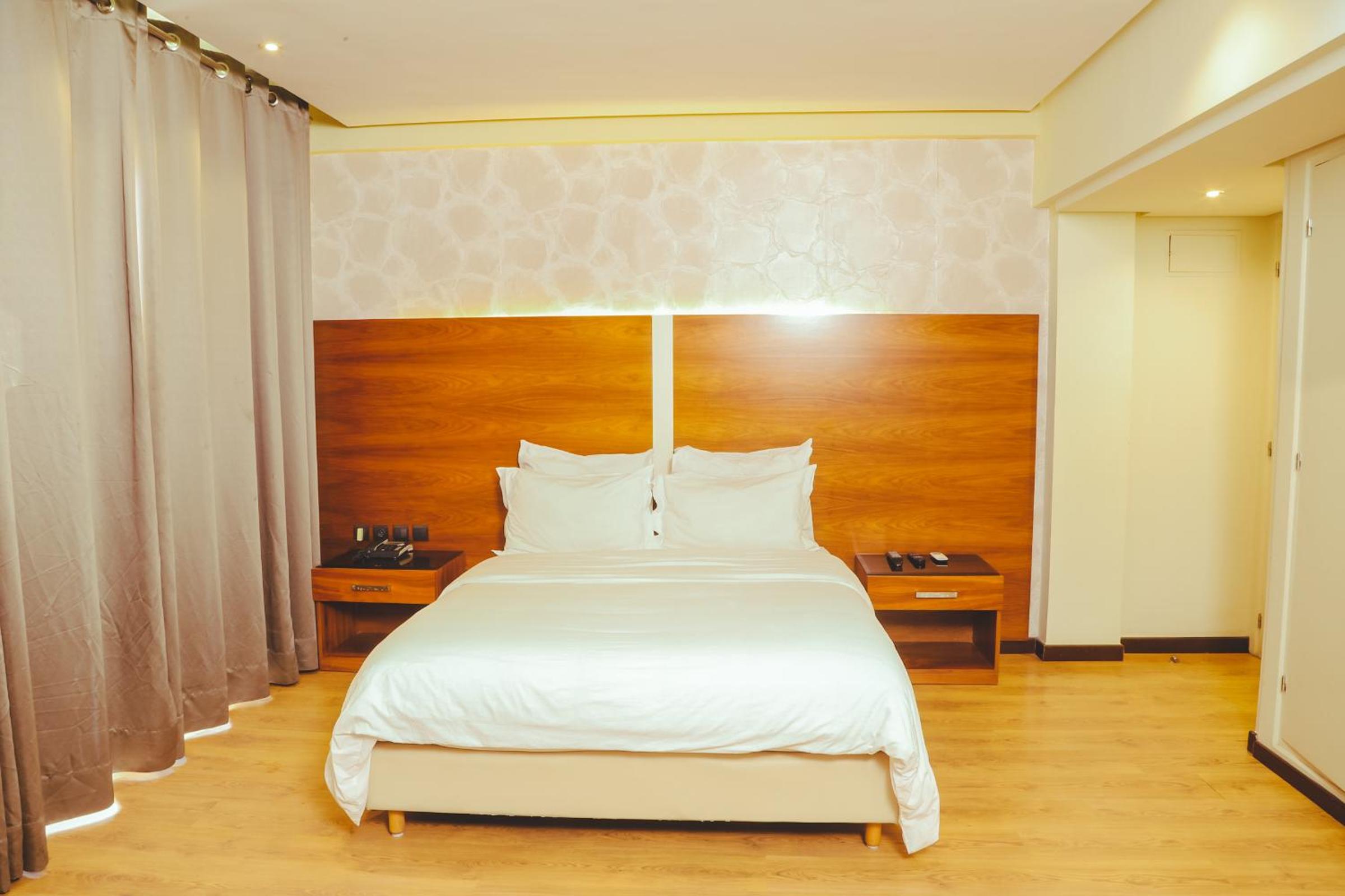 Standard Double Room - Photo 3