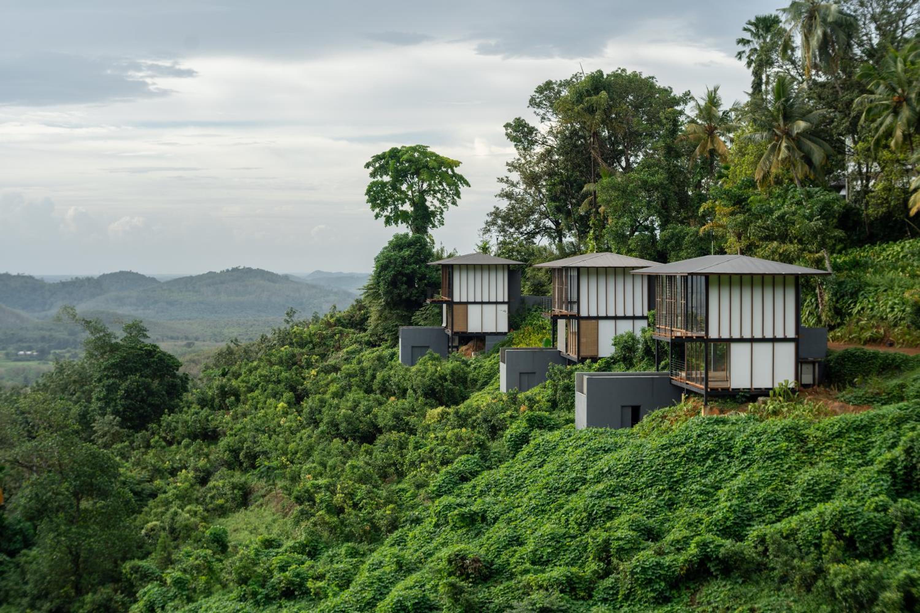 Villa with Private Pool - Photo 2