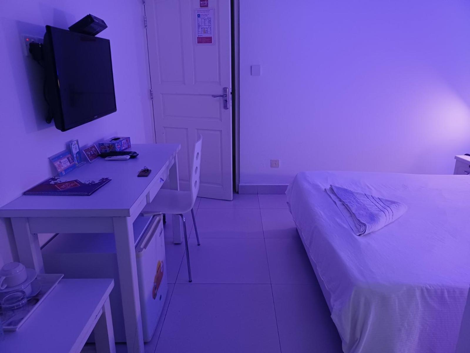Deluxe Double or Twin Room - Photo 2