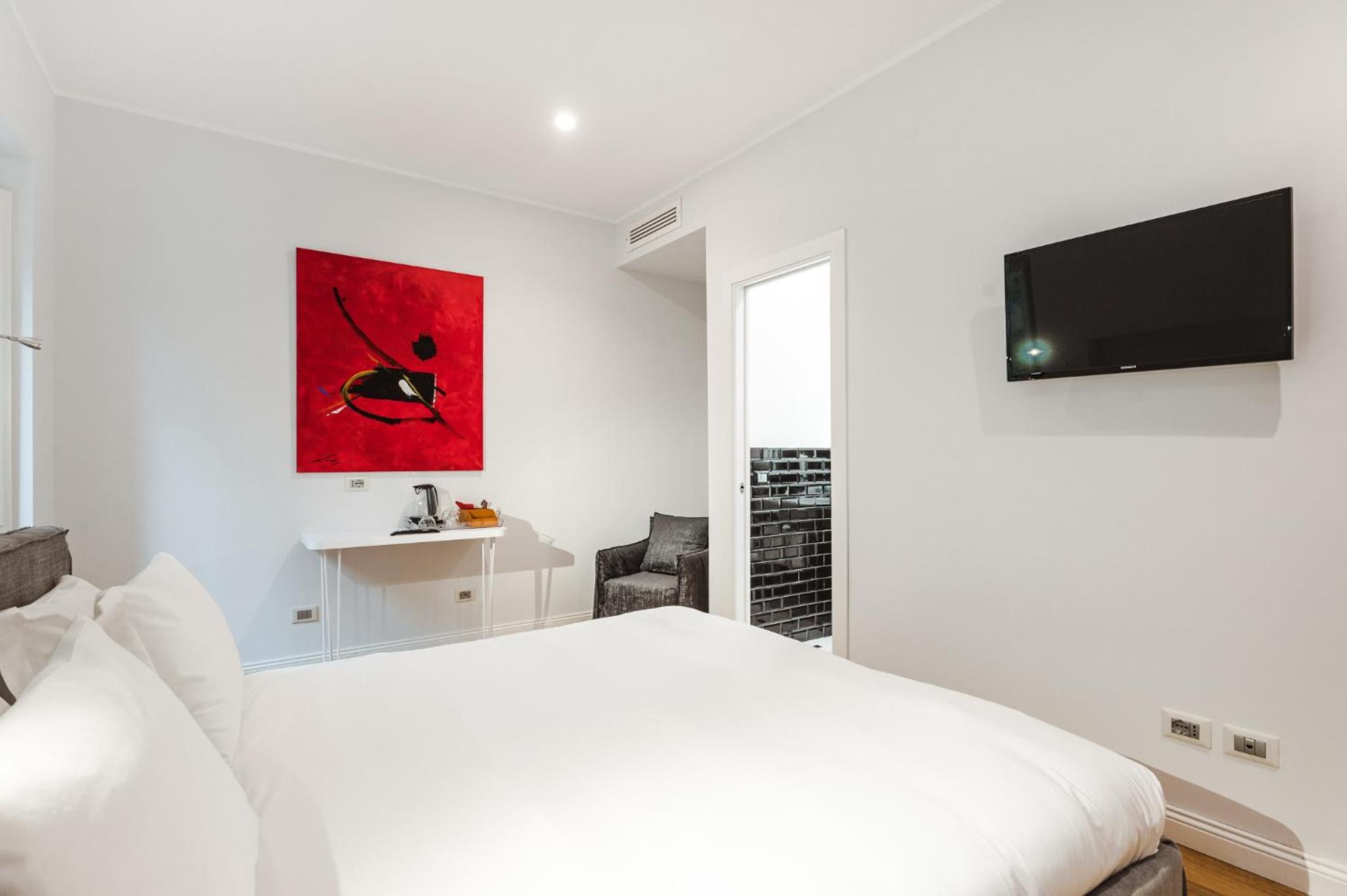 Deluxe Double Room with Terrace photo 3