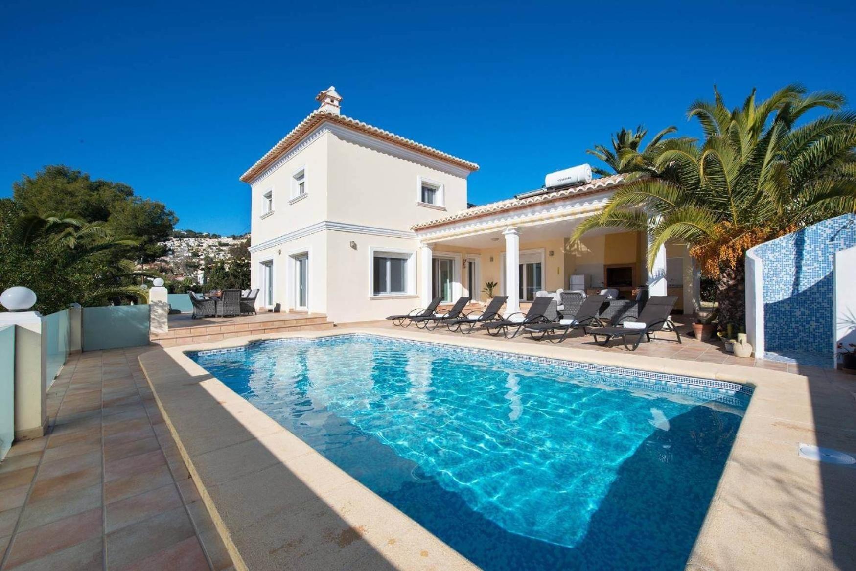 Deluxe Villa