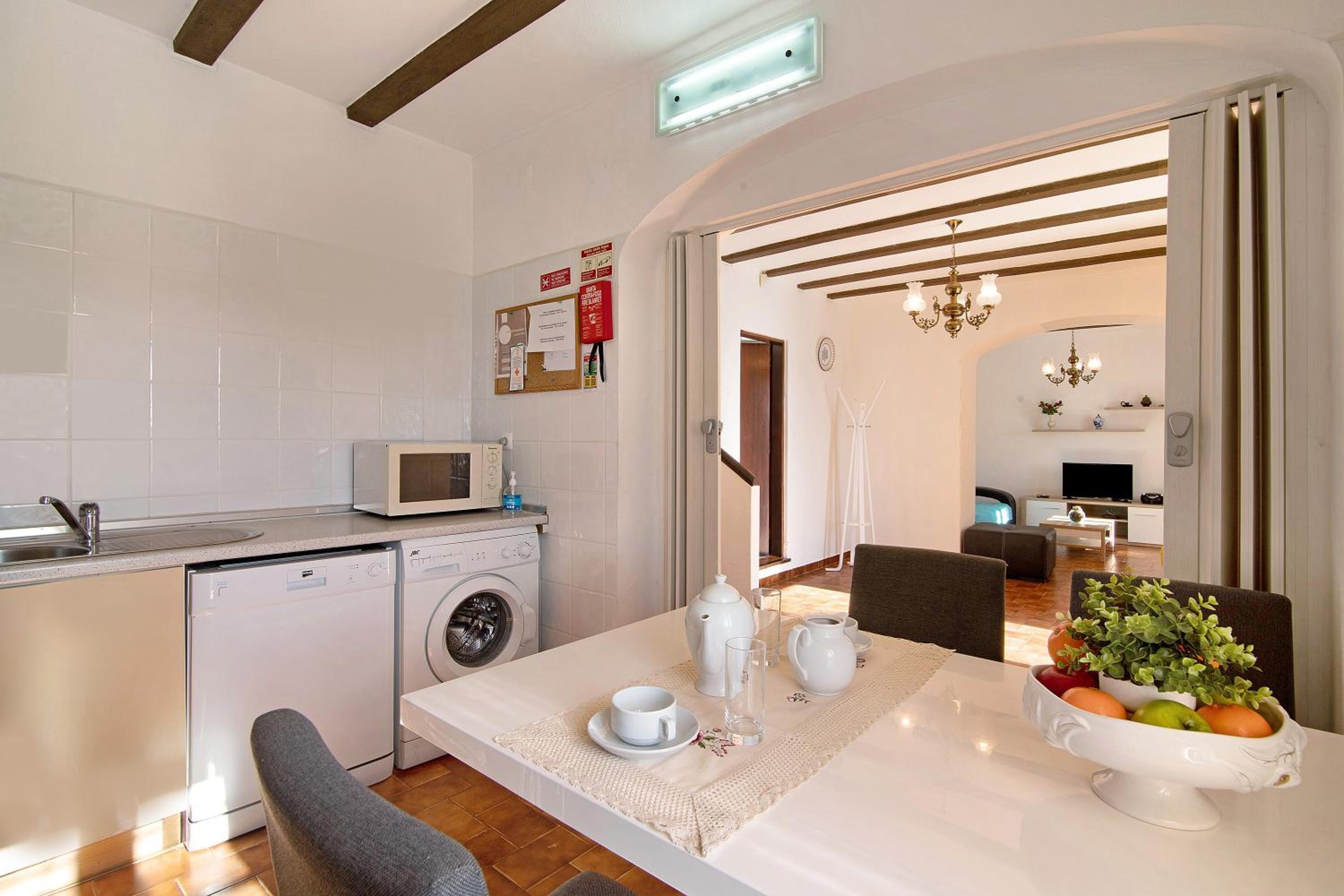 Villa with Garden View - Photo 4