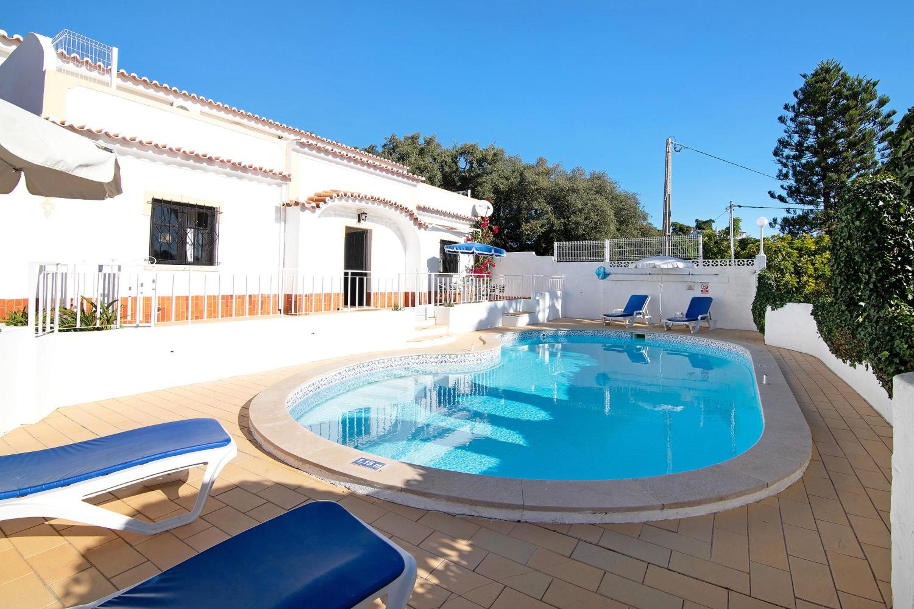 Villa with Garden View - Photo 21