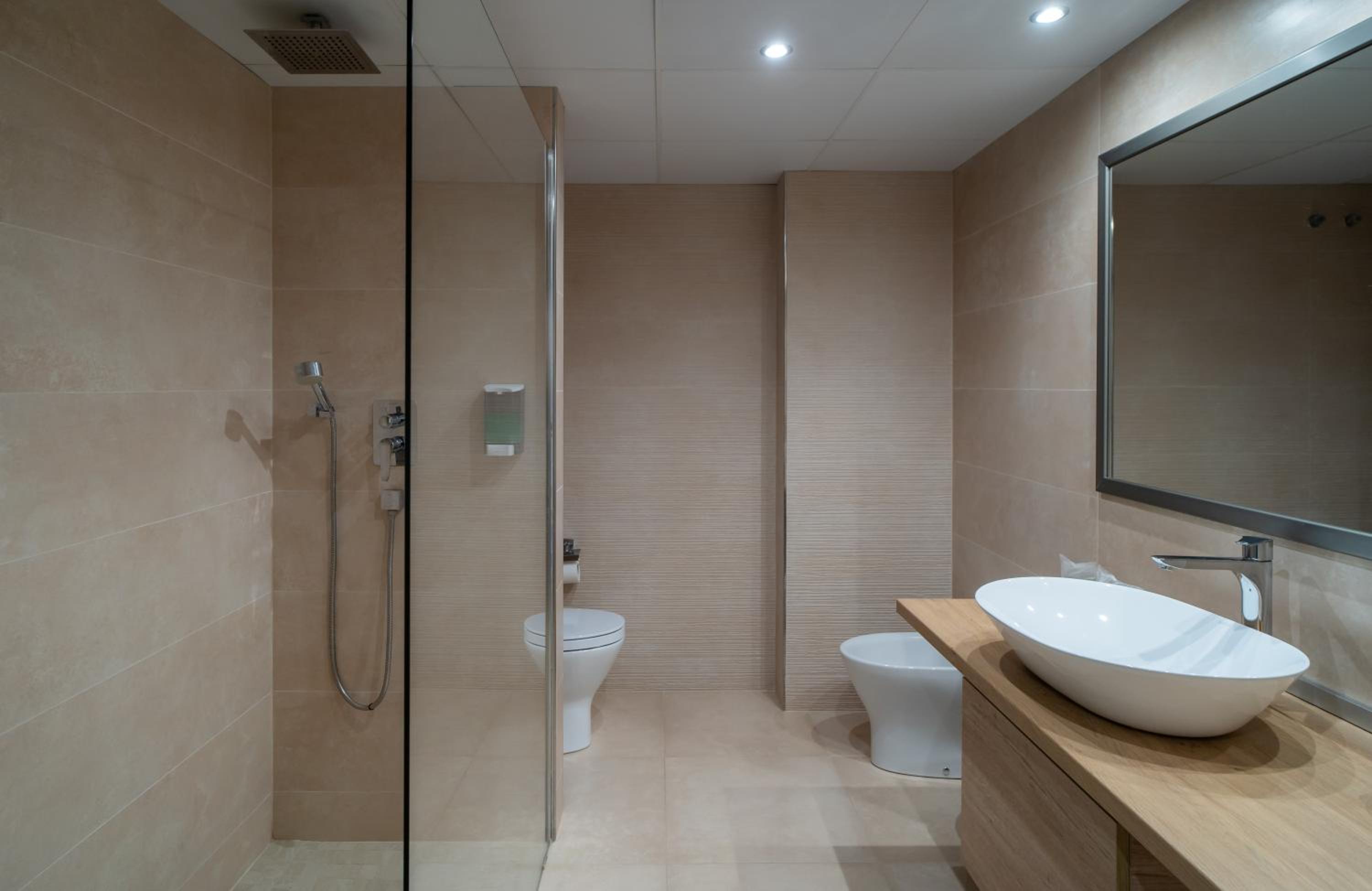 Premium Junior Suite - Photo 2