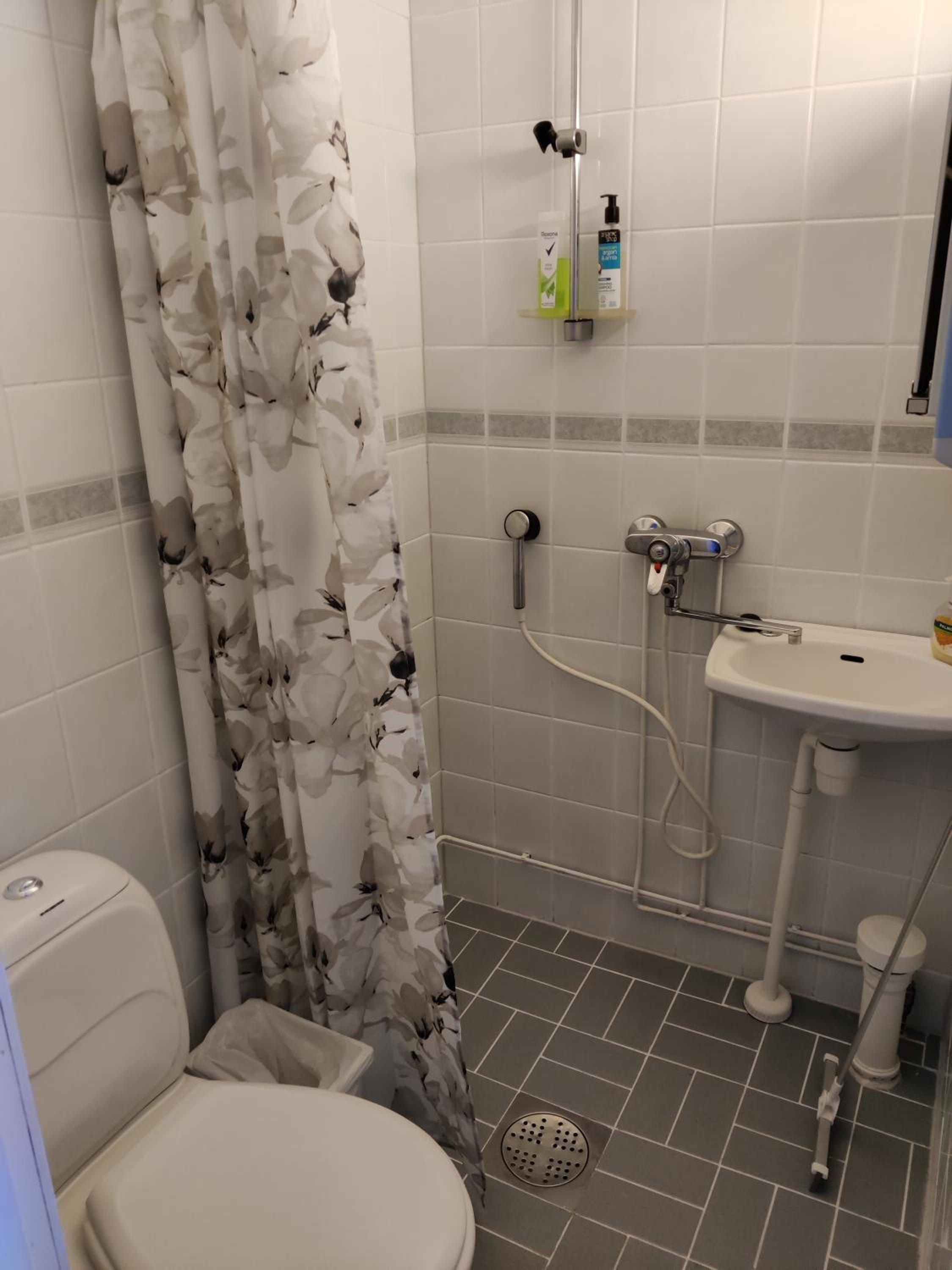 Standard Twin Room - Photo 2