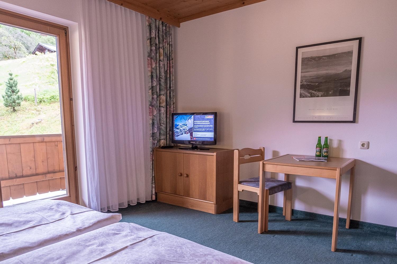 Double Room with Balcony photo 3