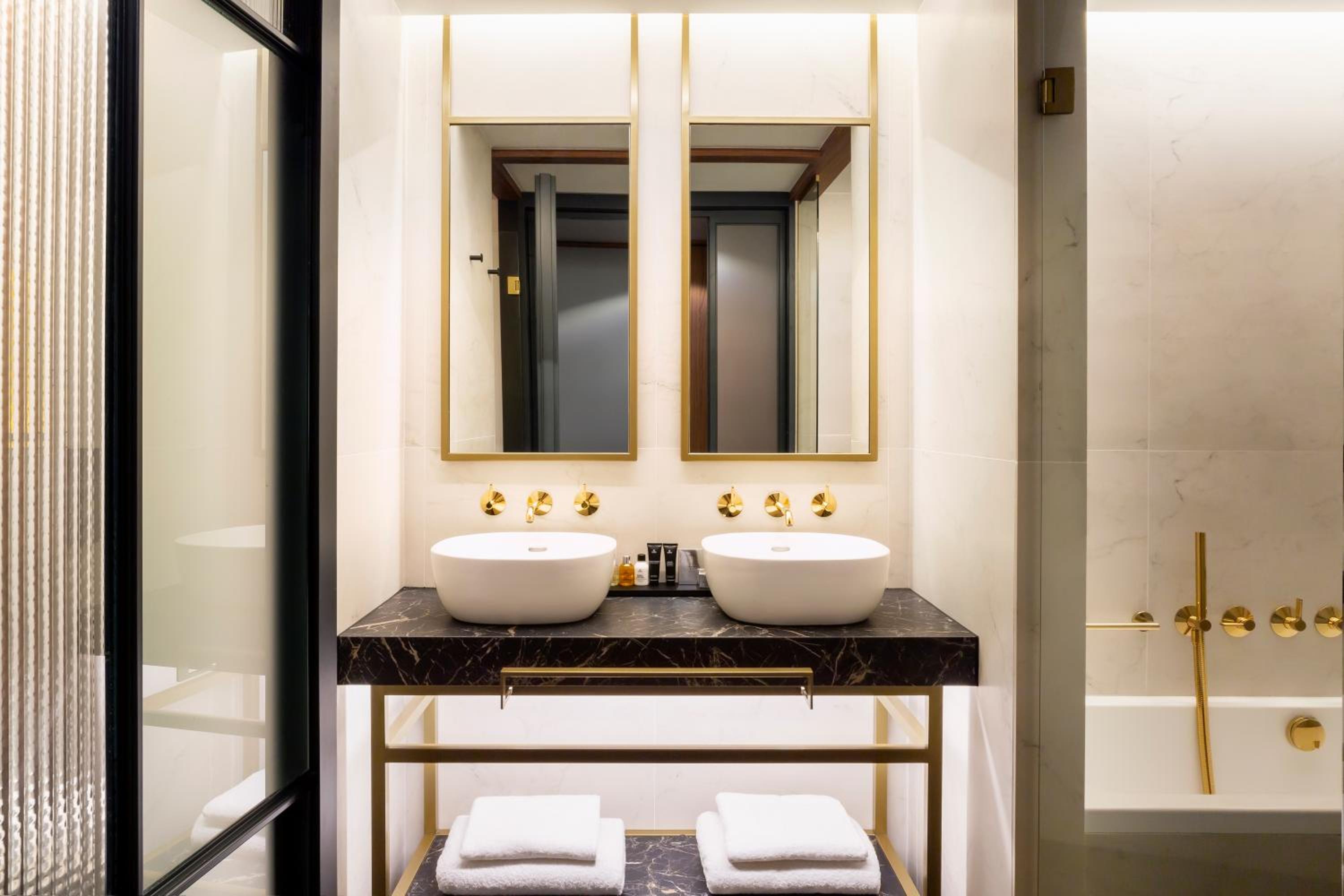 Collection Premium Room - Photo 8