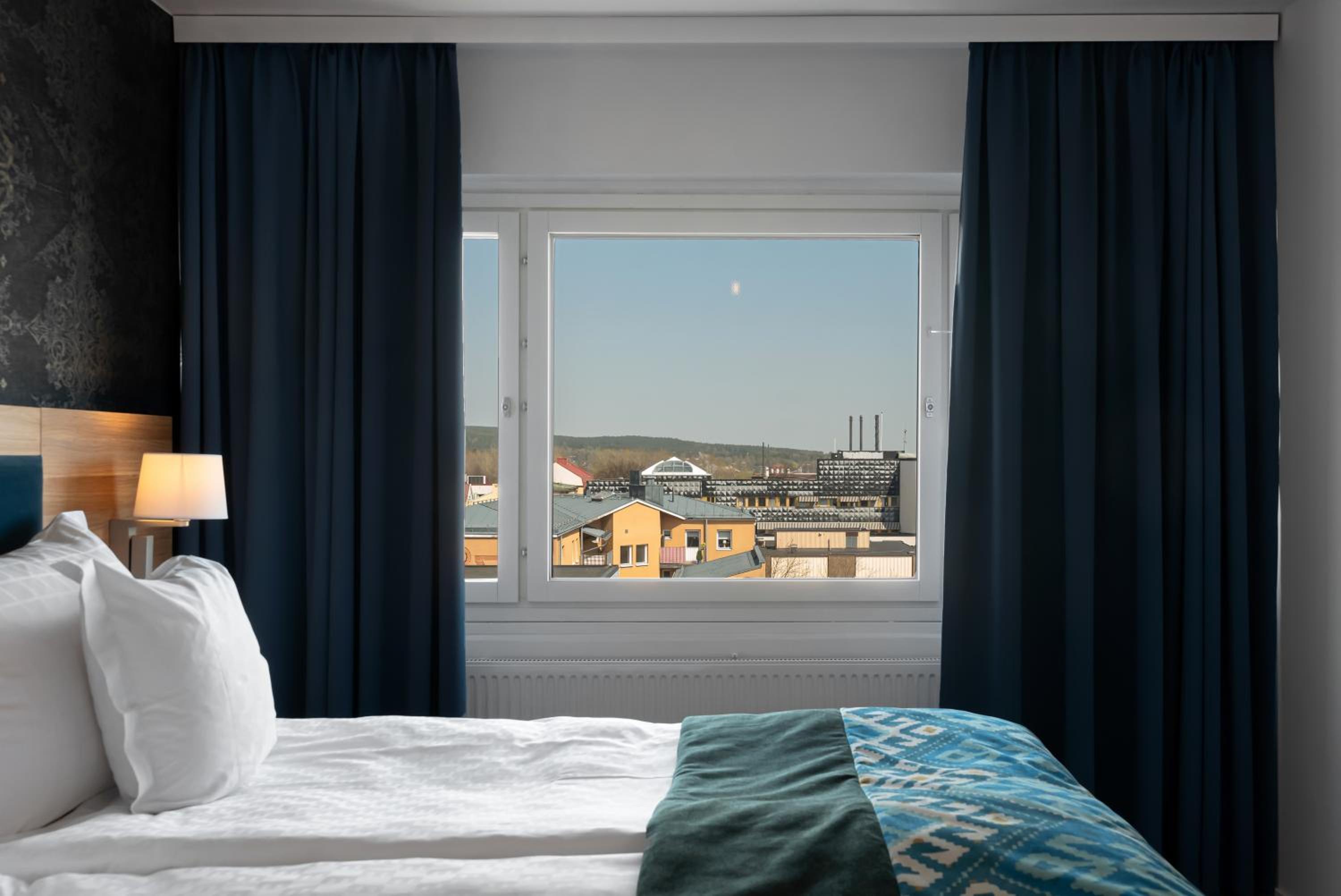 Suite - Photo 2