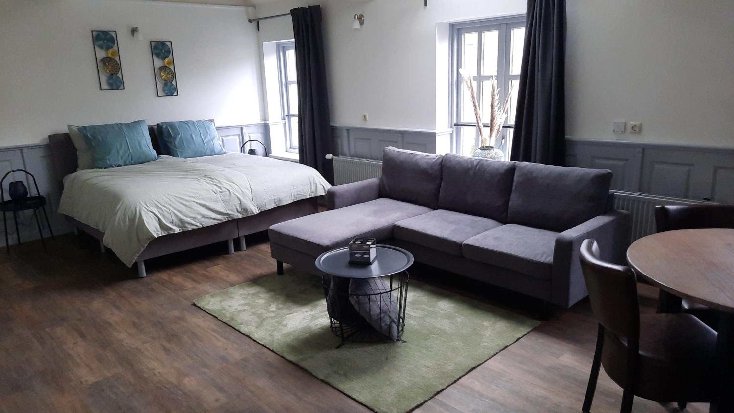 Double Room with Private Bathroom photo 1