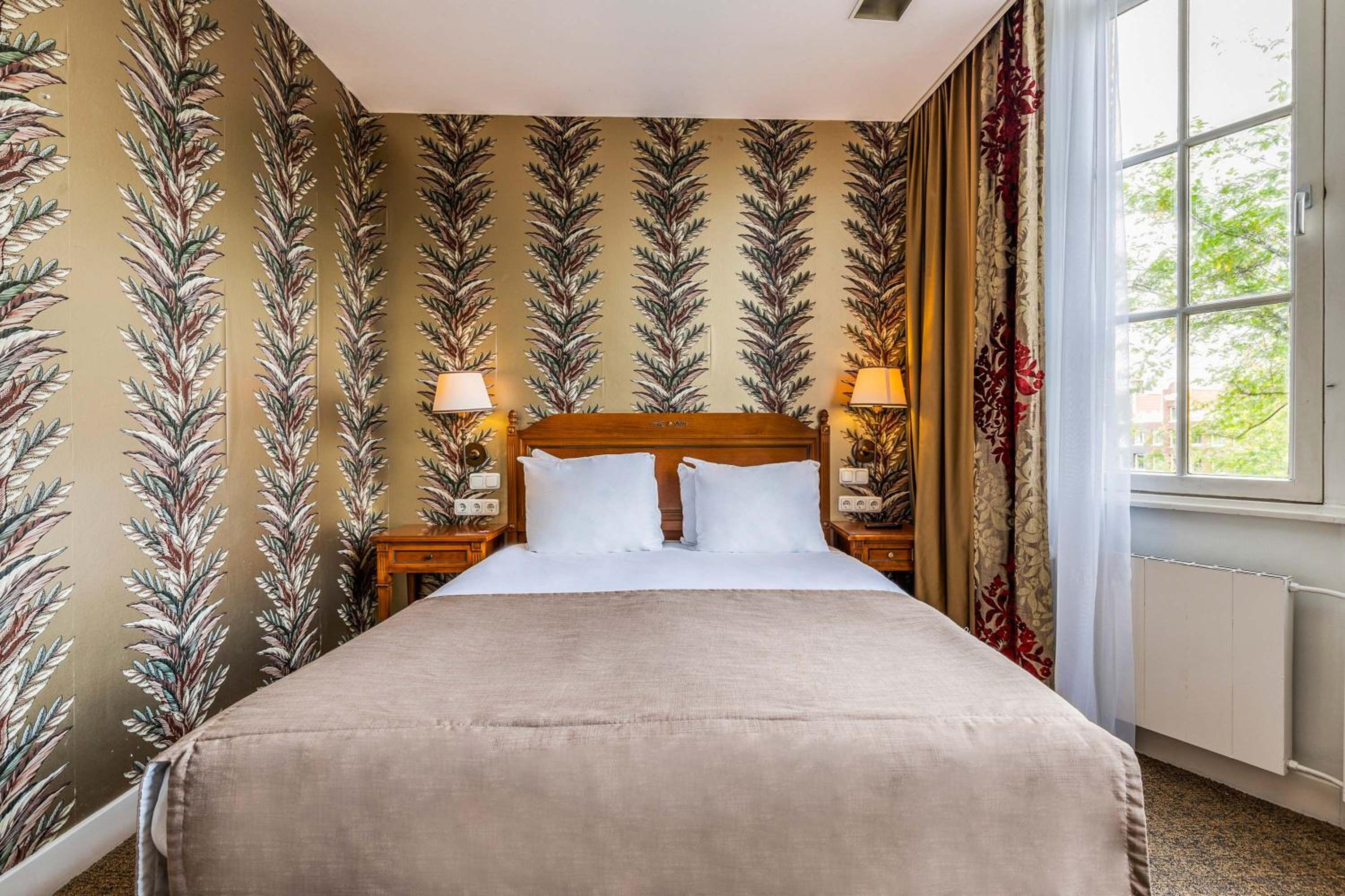 Small Canal View Room