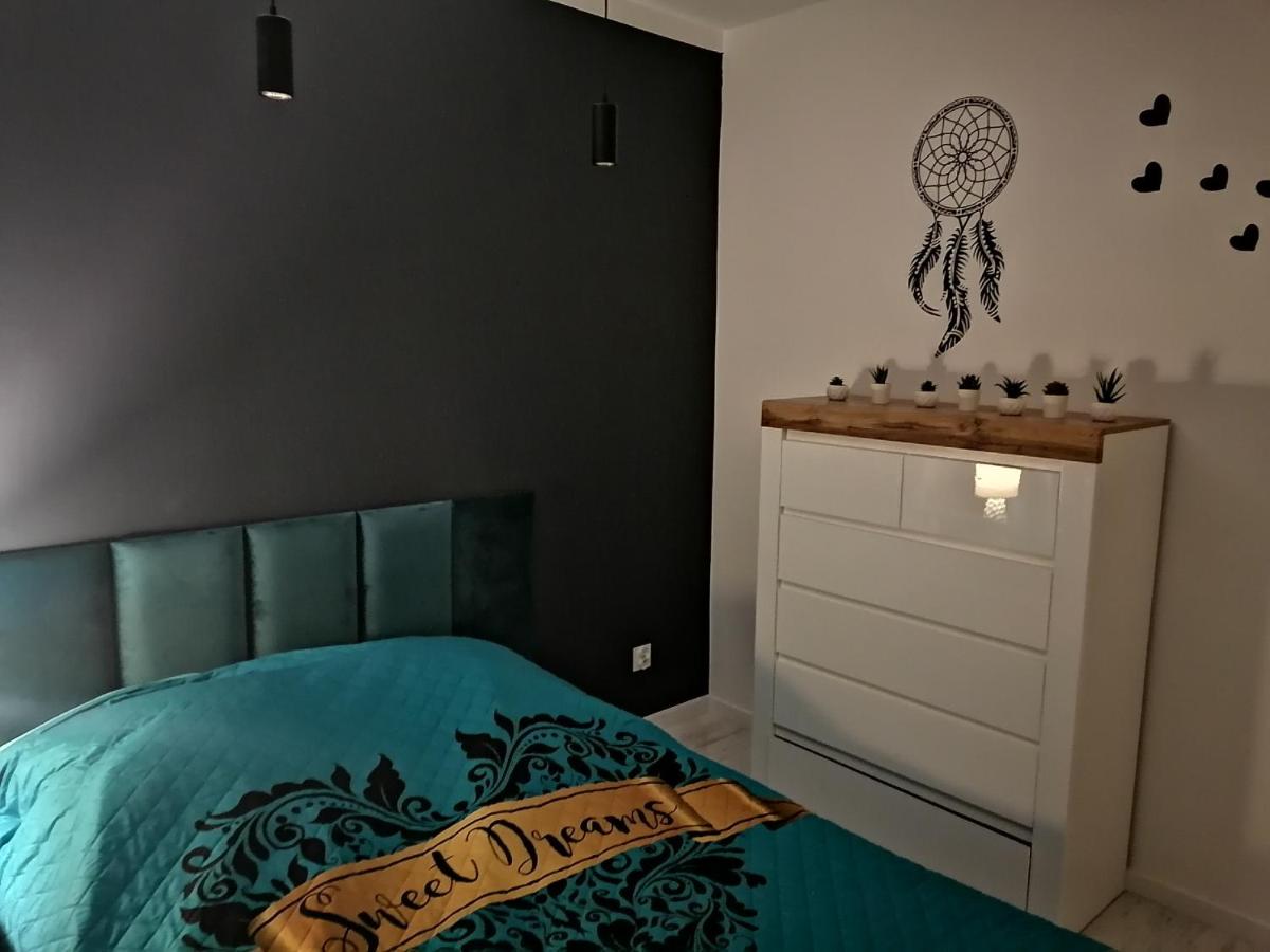One-Bedroom Apartment - Photo 9