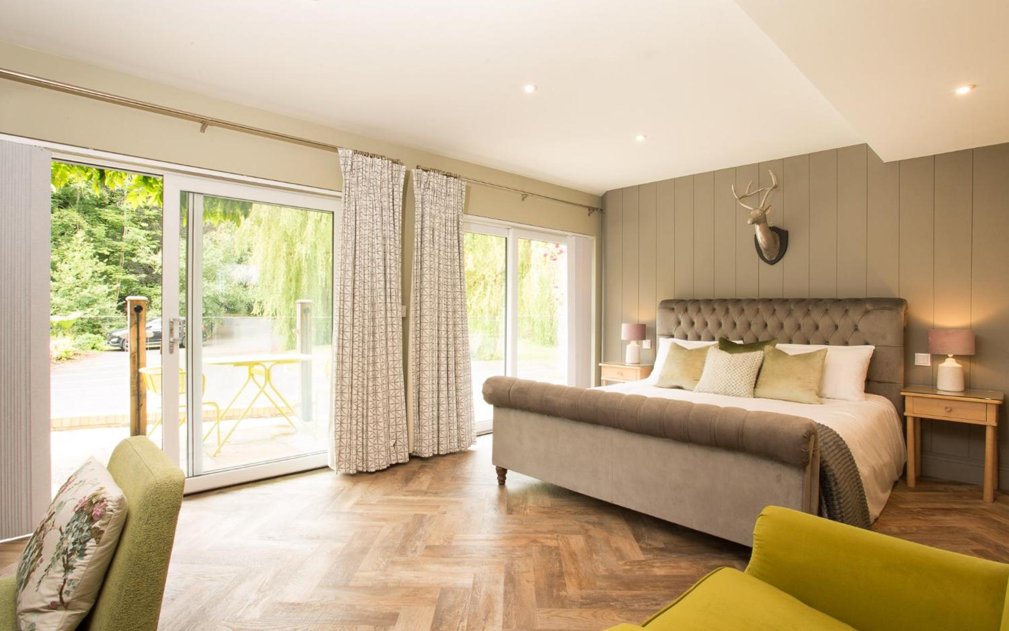 Hazel – ground-floor room - Photo 11