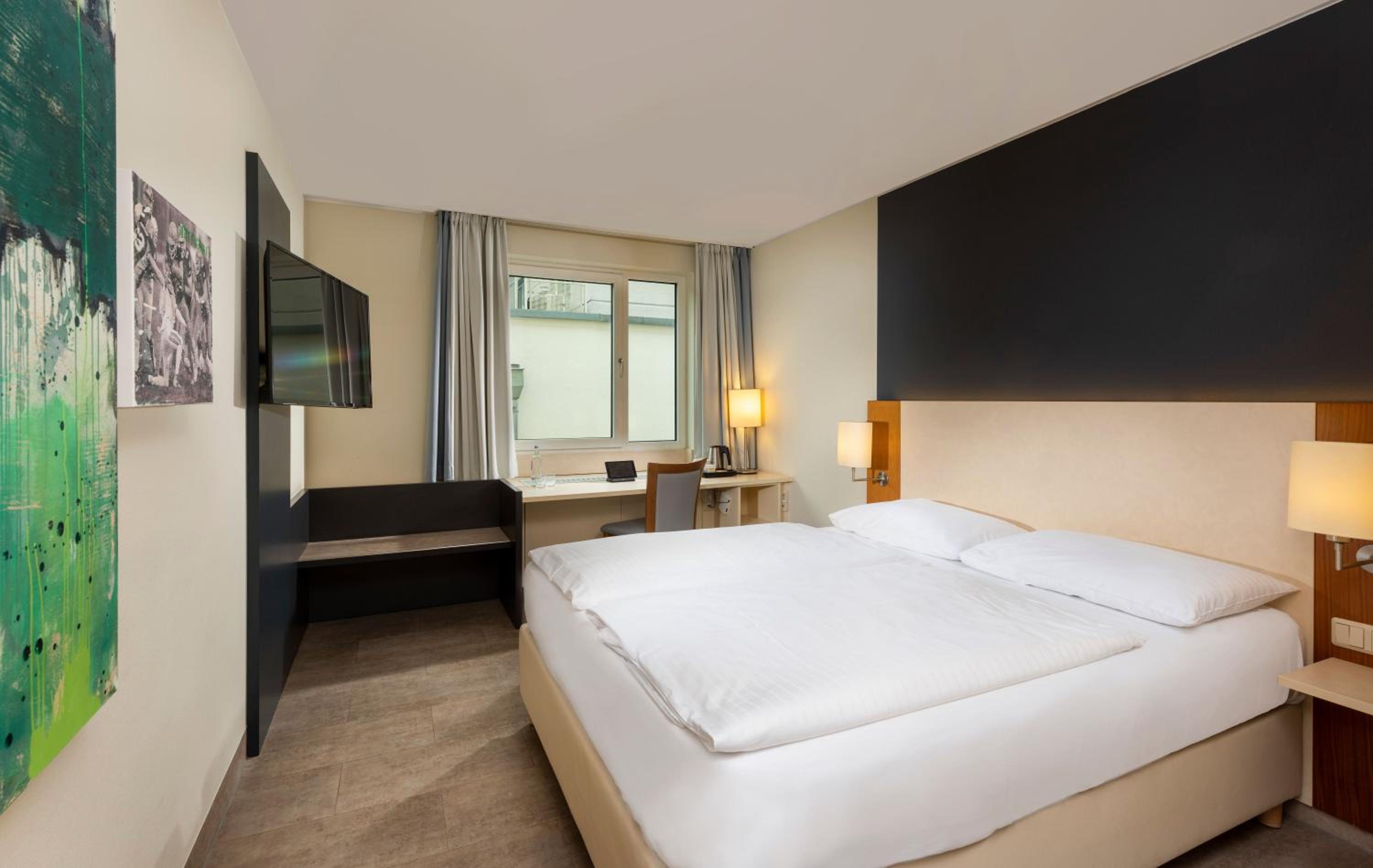 Superior Double or Twin Room - Photo 4