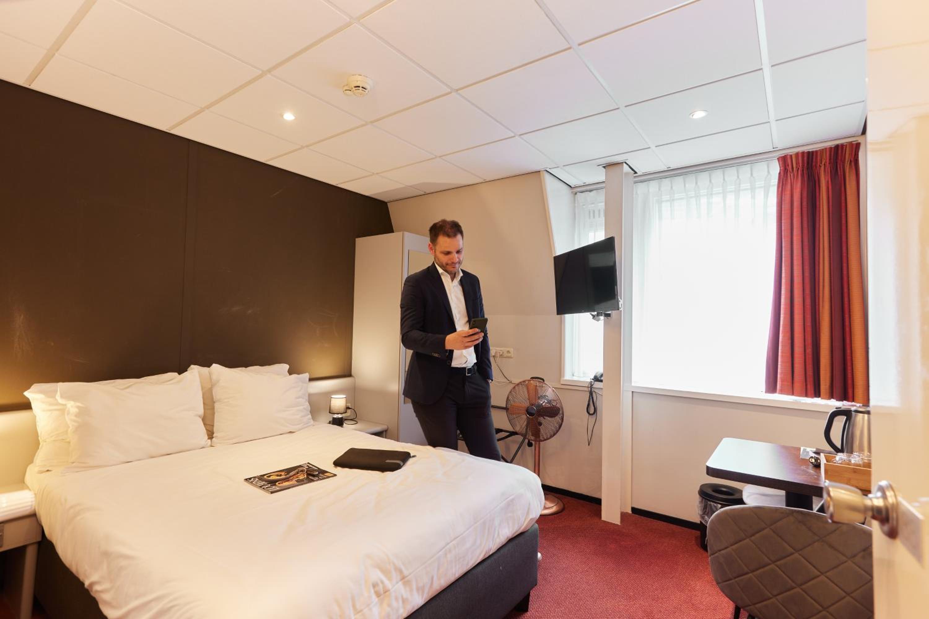 Small Double Room photo 2
