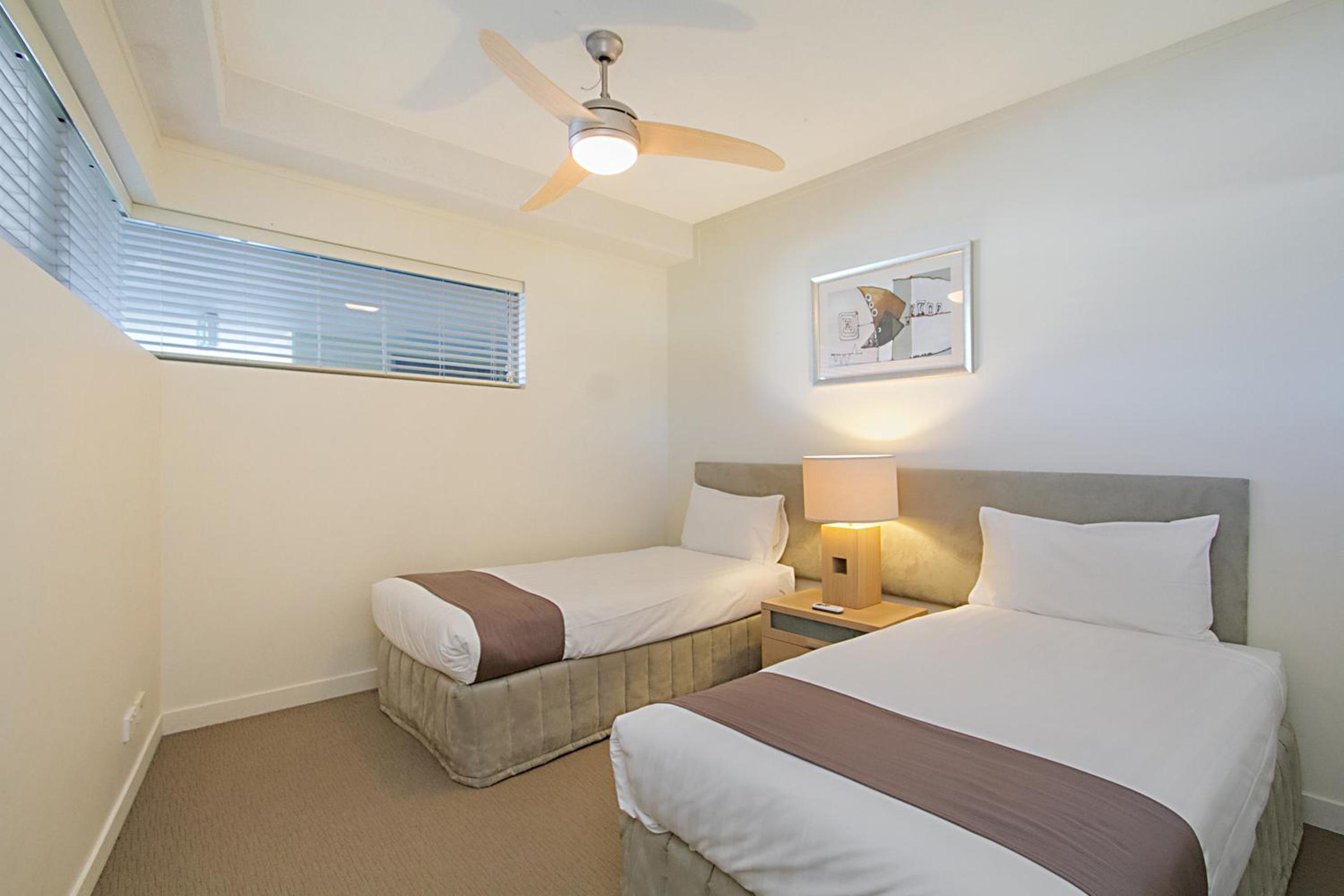 Two-Bedroom Apartment with Beach View - Photo 10