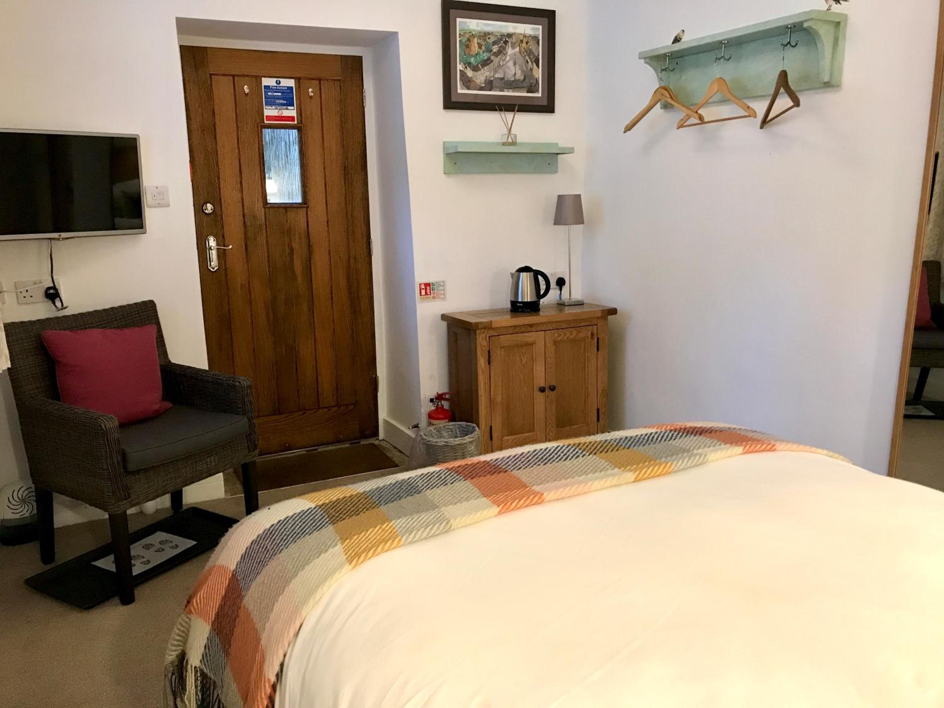 Standard Double Room photo 2