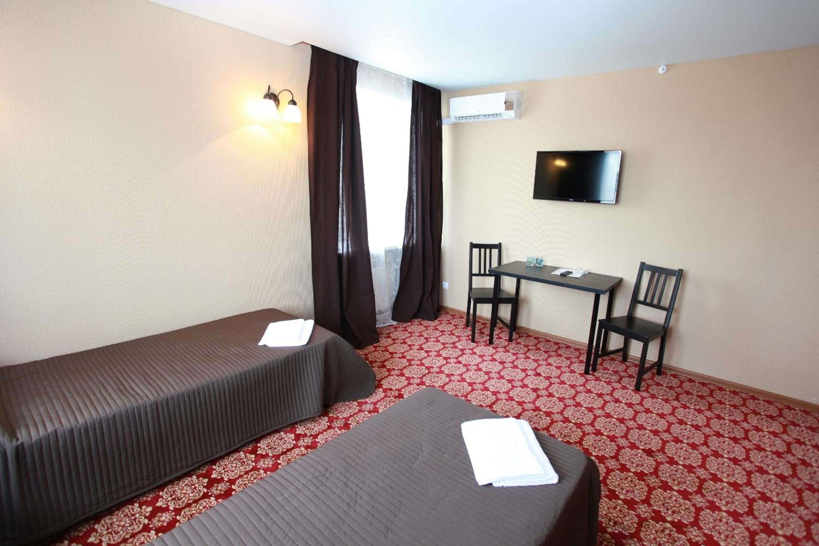 Standard Twin Room