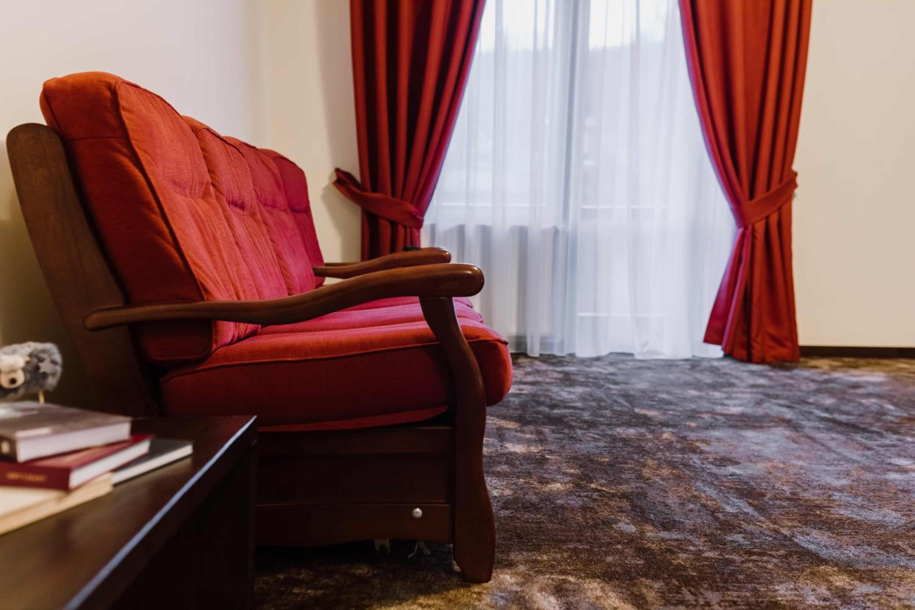 Suite - Photo 5