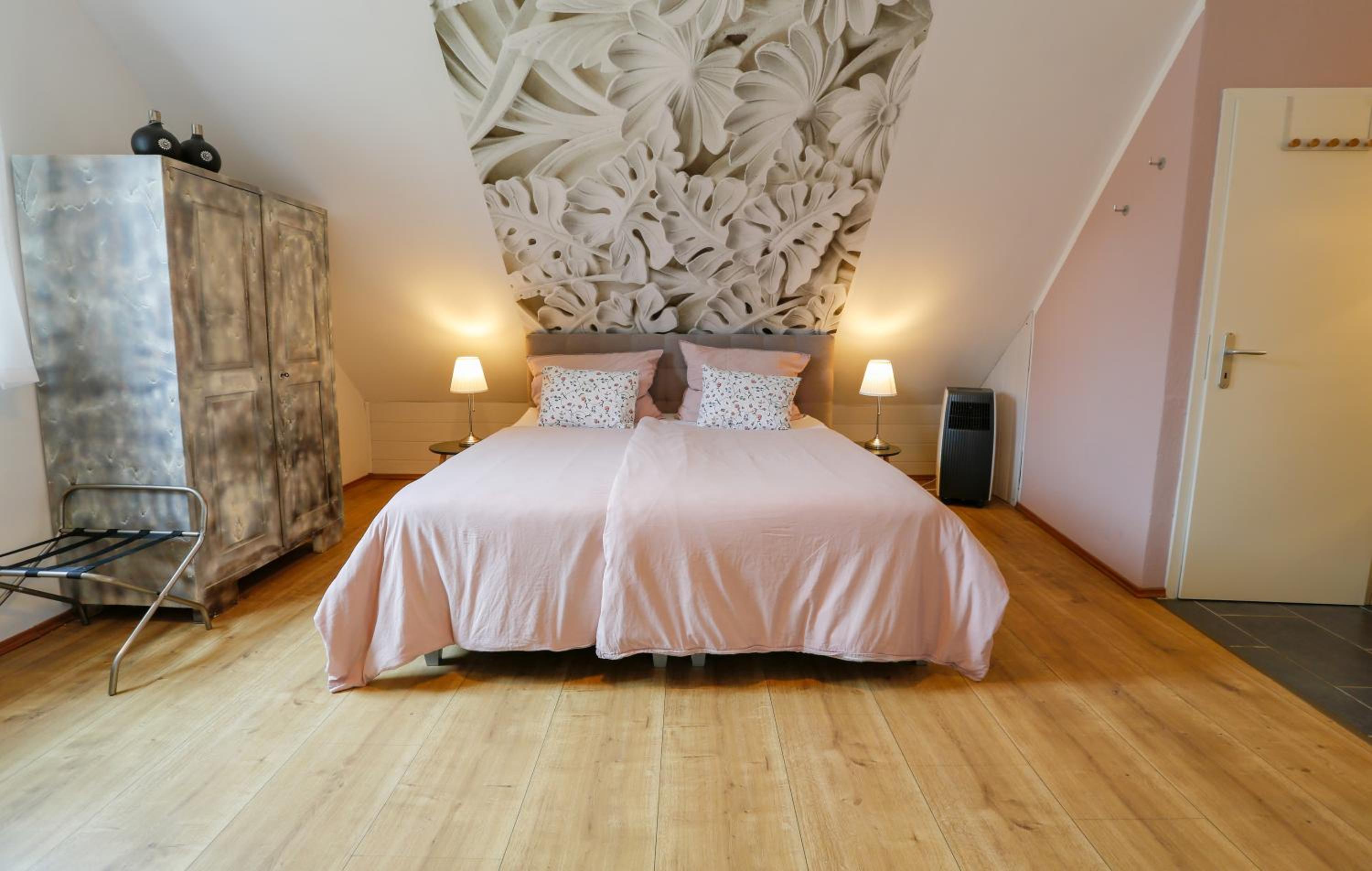 Deluxe Double Room with Extra Bed photo 2