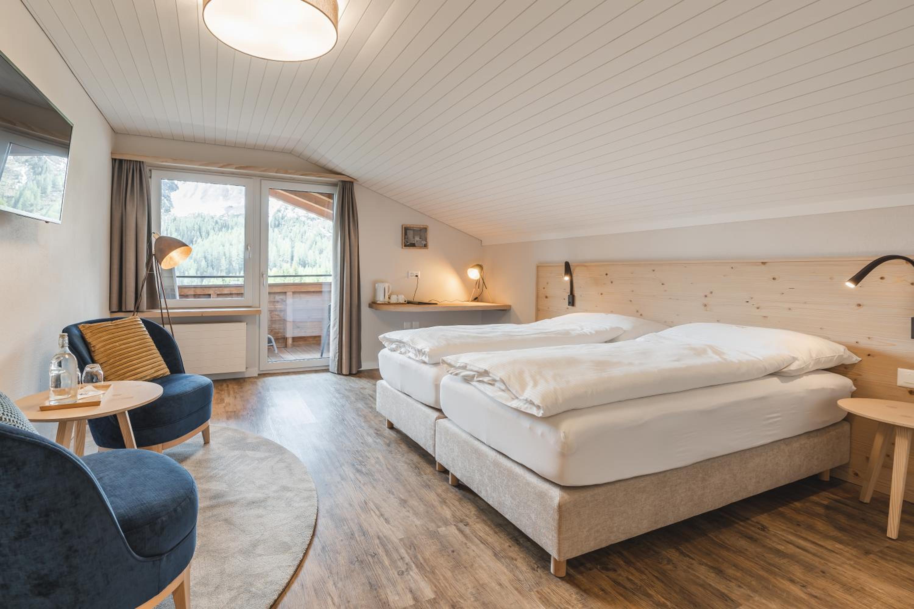 Deluxe Double Room with Balcony